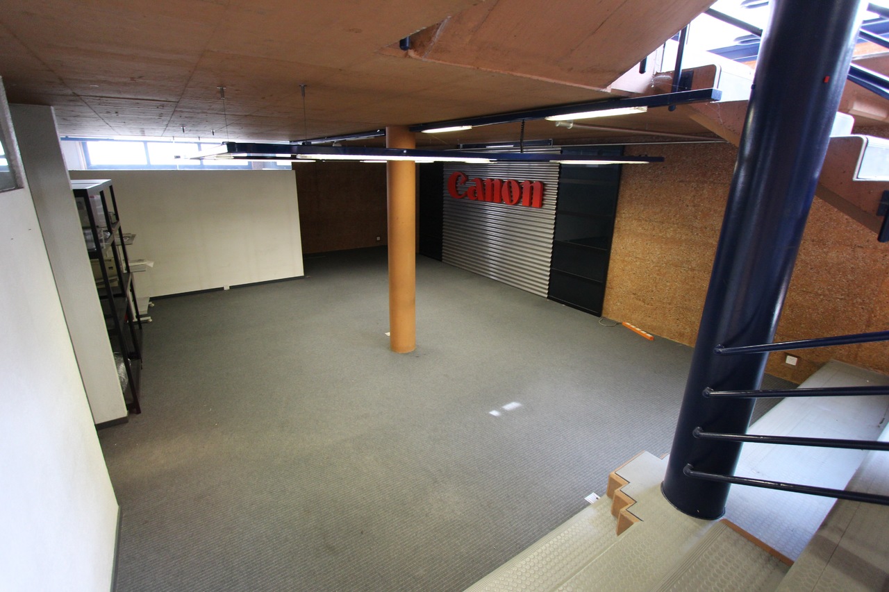 Interior view 8