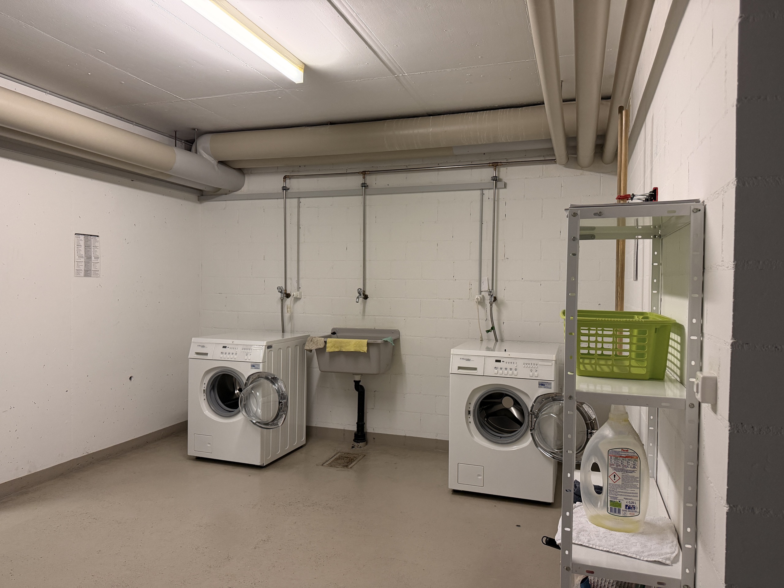gemeinsame Waschküche