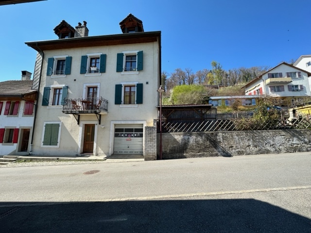 Façade