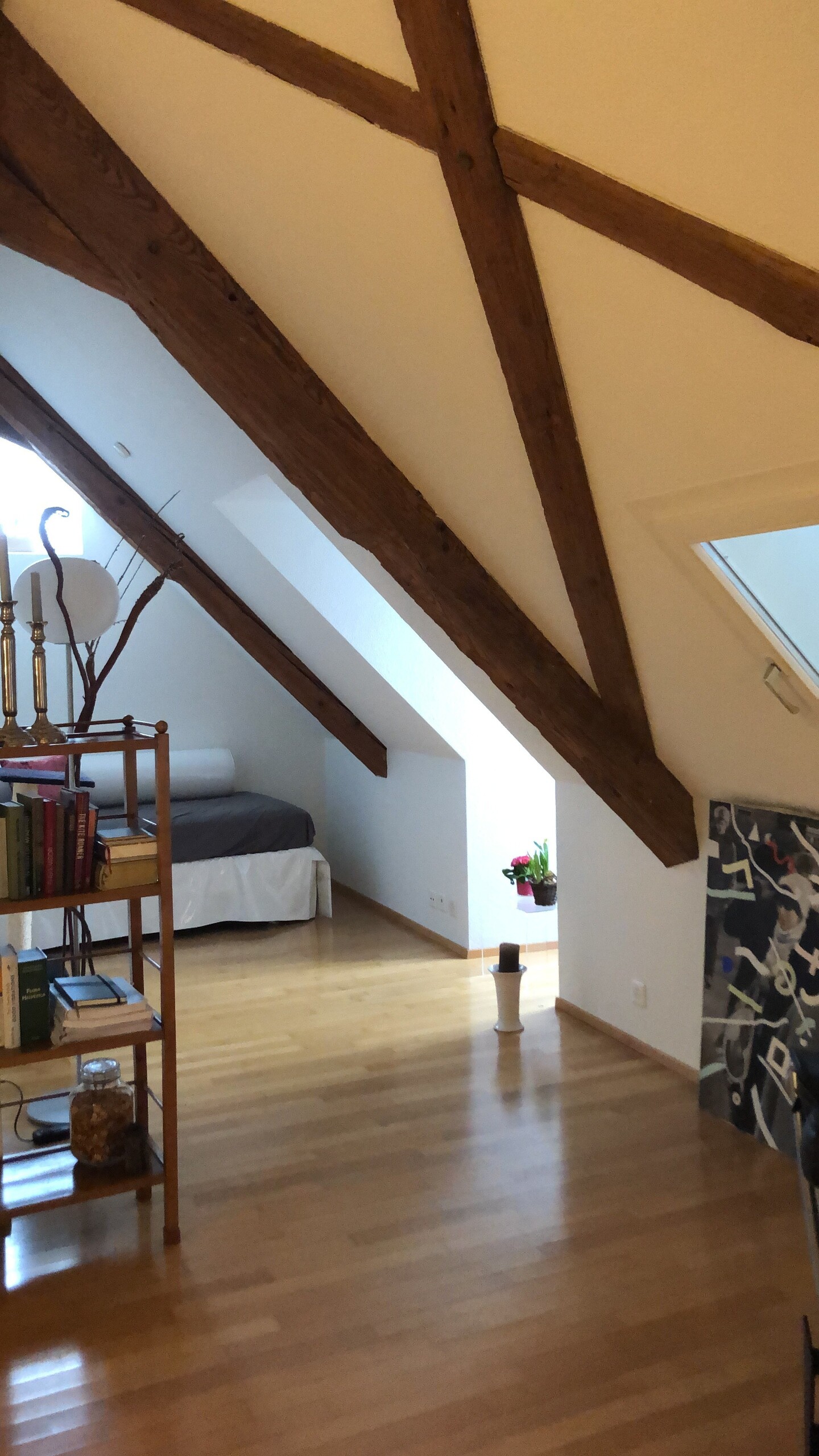 Interior view 4