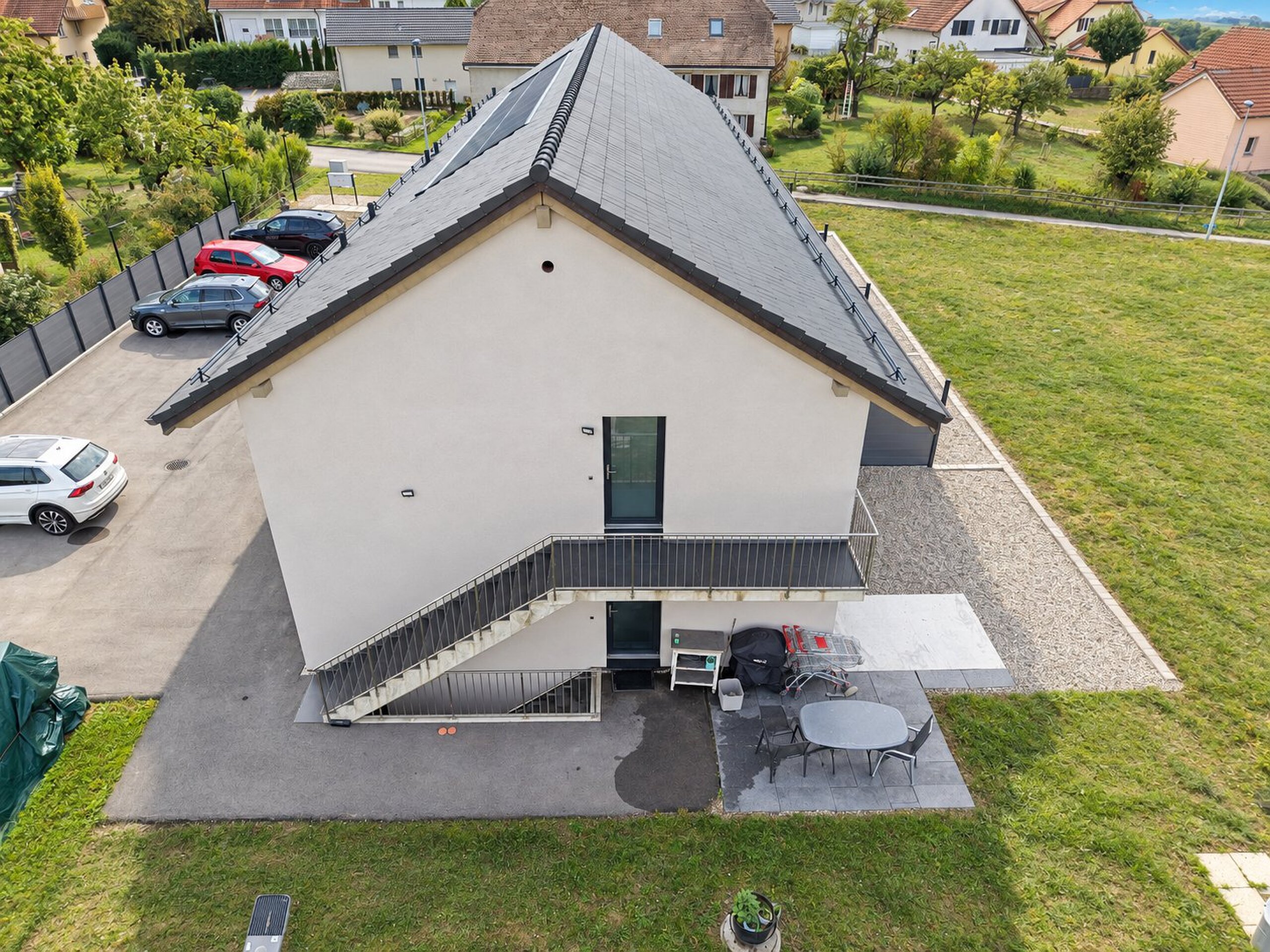 Firstview