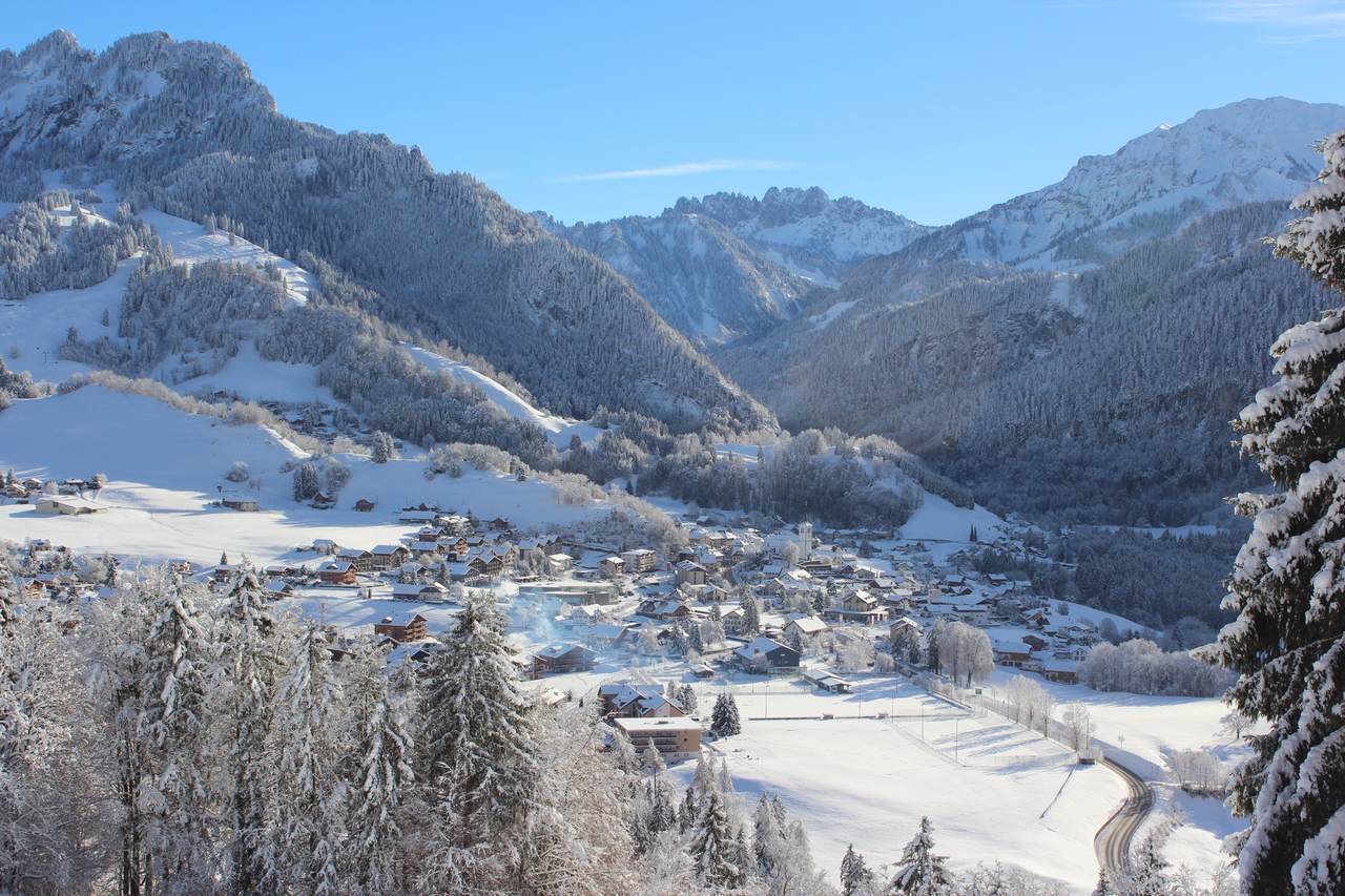 Le village de Charmey en hiver