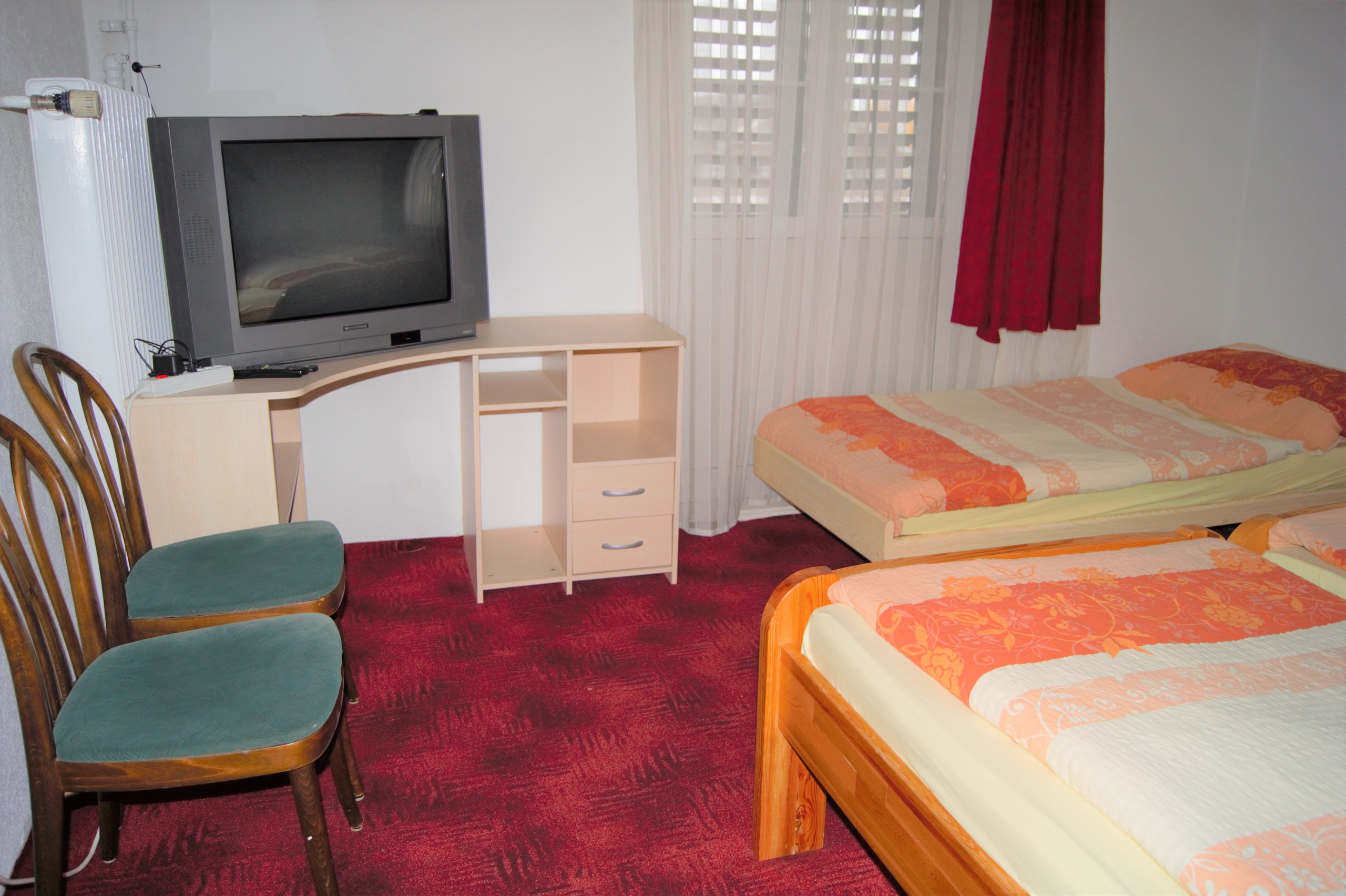 Dreibett-Zimmer  Dreibett-Zimmer