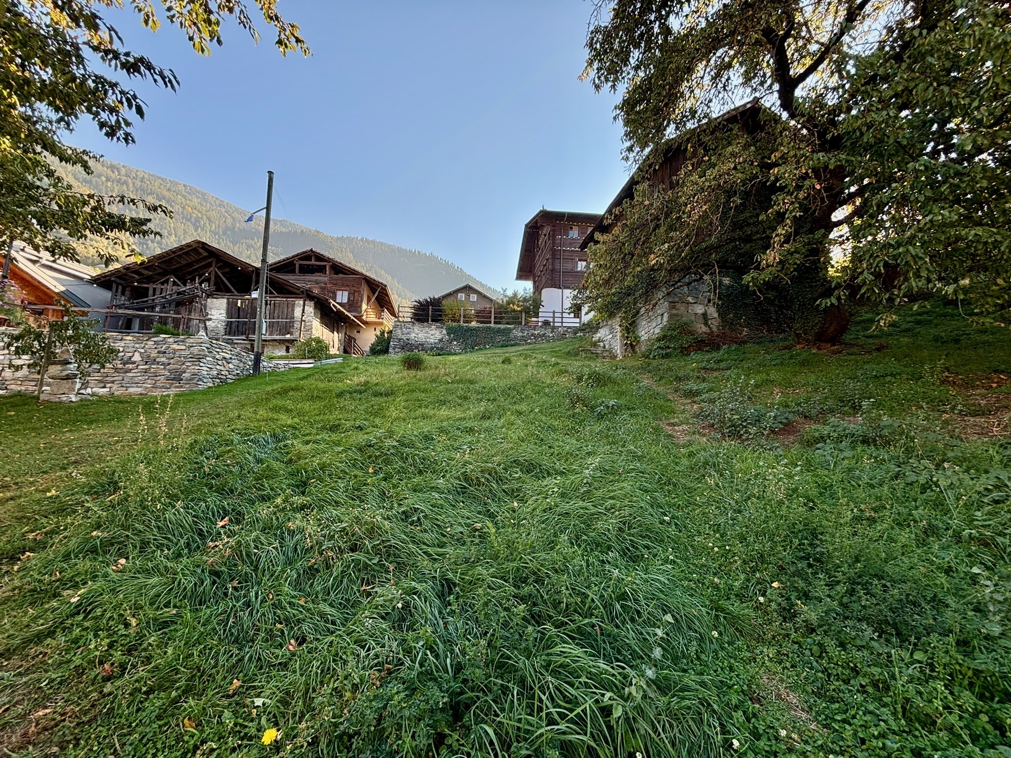 Exterior view 10