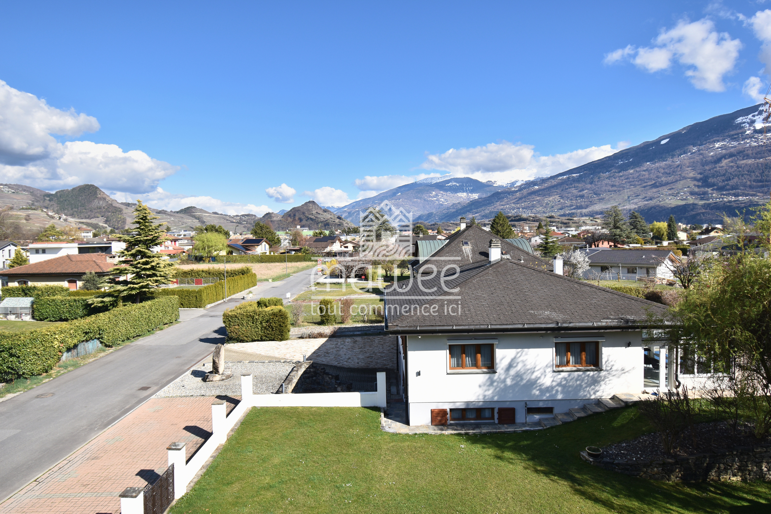 Attique Vétroz - Vue ouest Attique Vétroz - Vue ouest