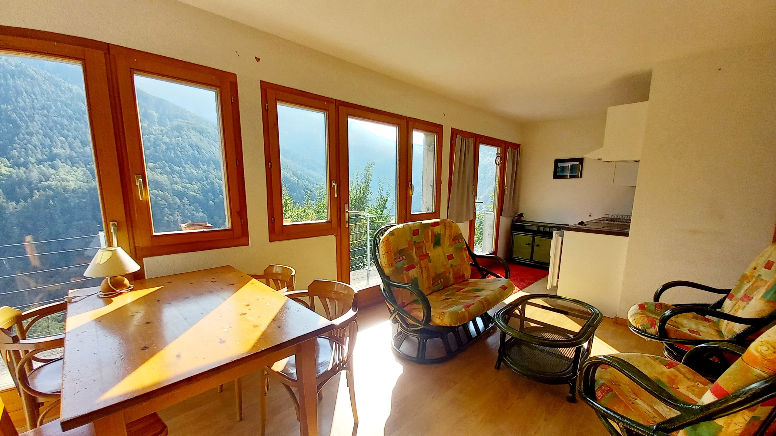 Séjour et coin repas de l'appartement Séjour et coin repas de l'appartement