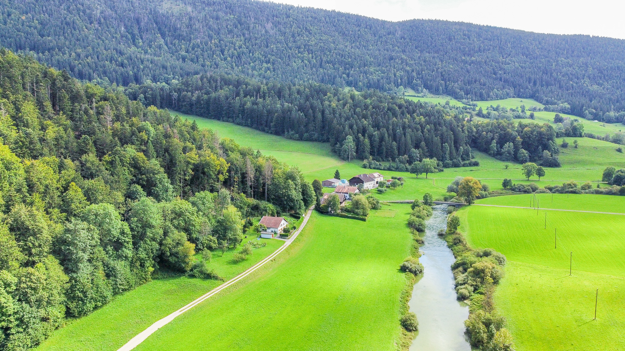 Vue aérienne       Vue aérienne