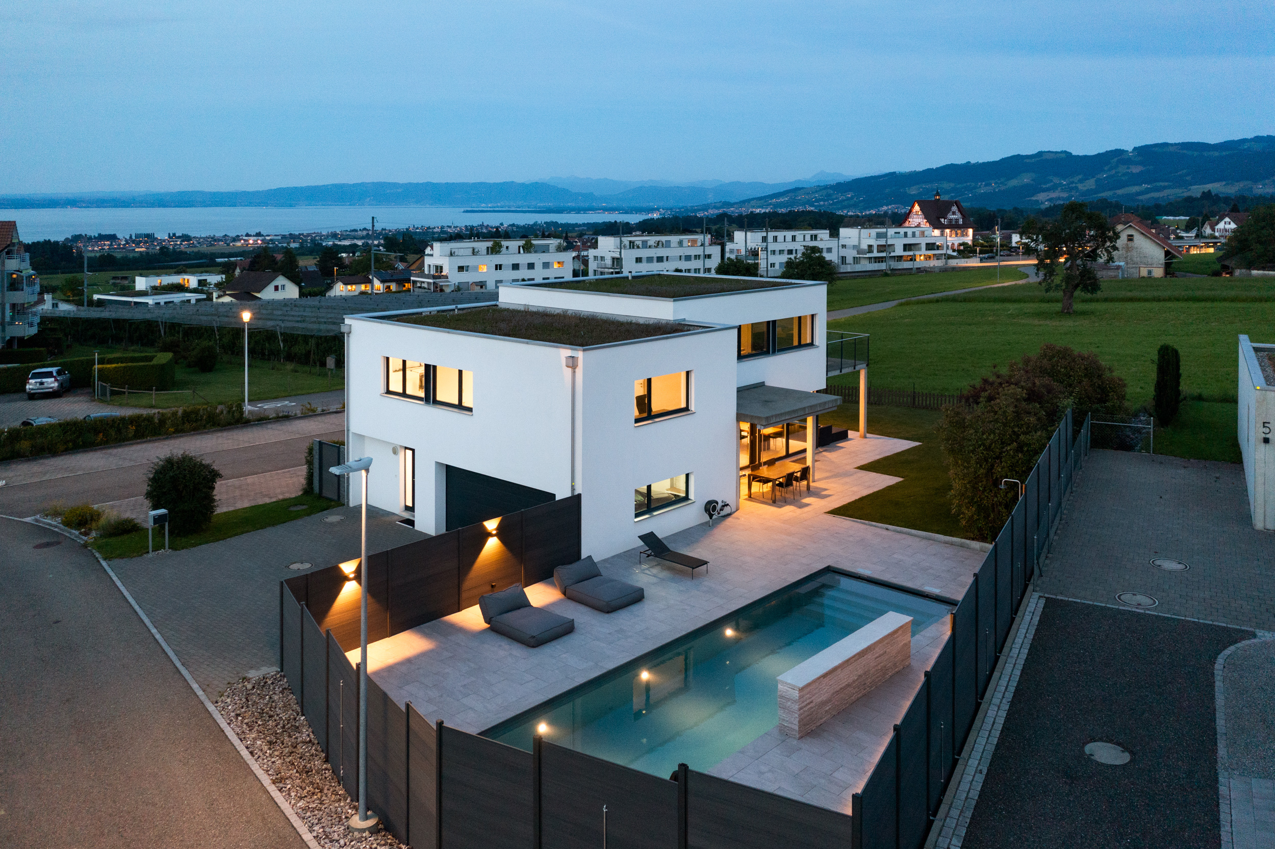 Idyllisch umgeben von Natur und unverbaubarer Aussicht.