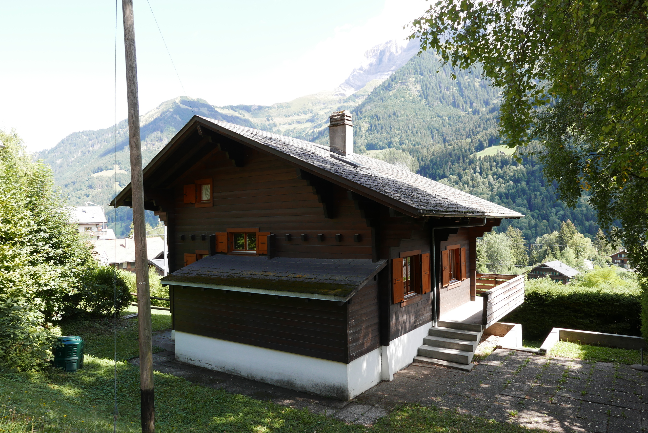 Exterior view 4