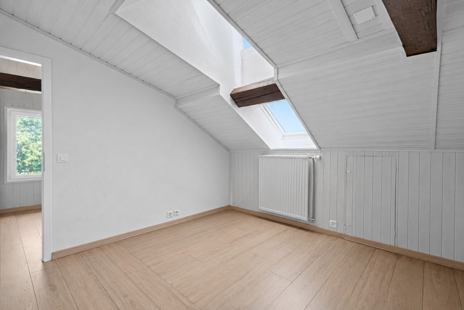 Interior view 9