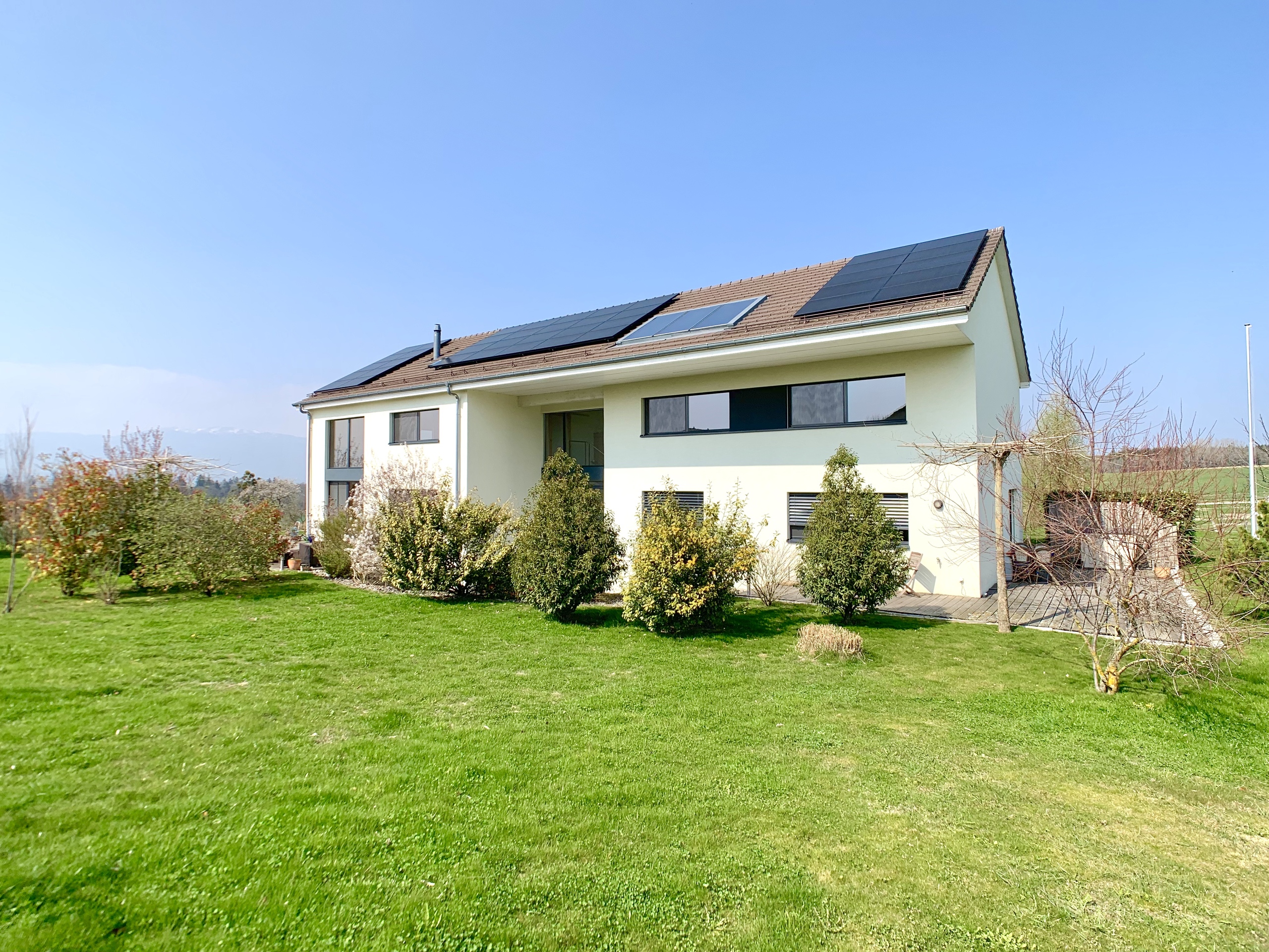 Maison sur très grande parcelle