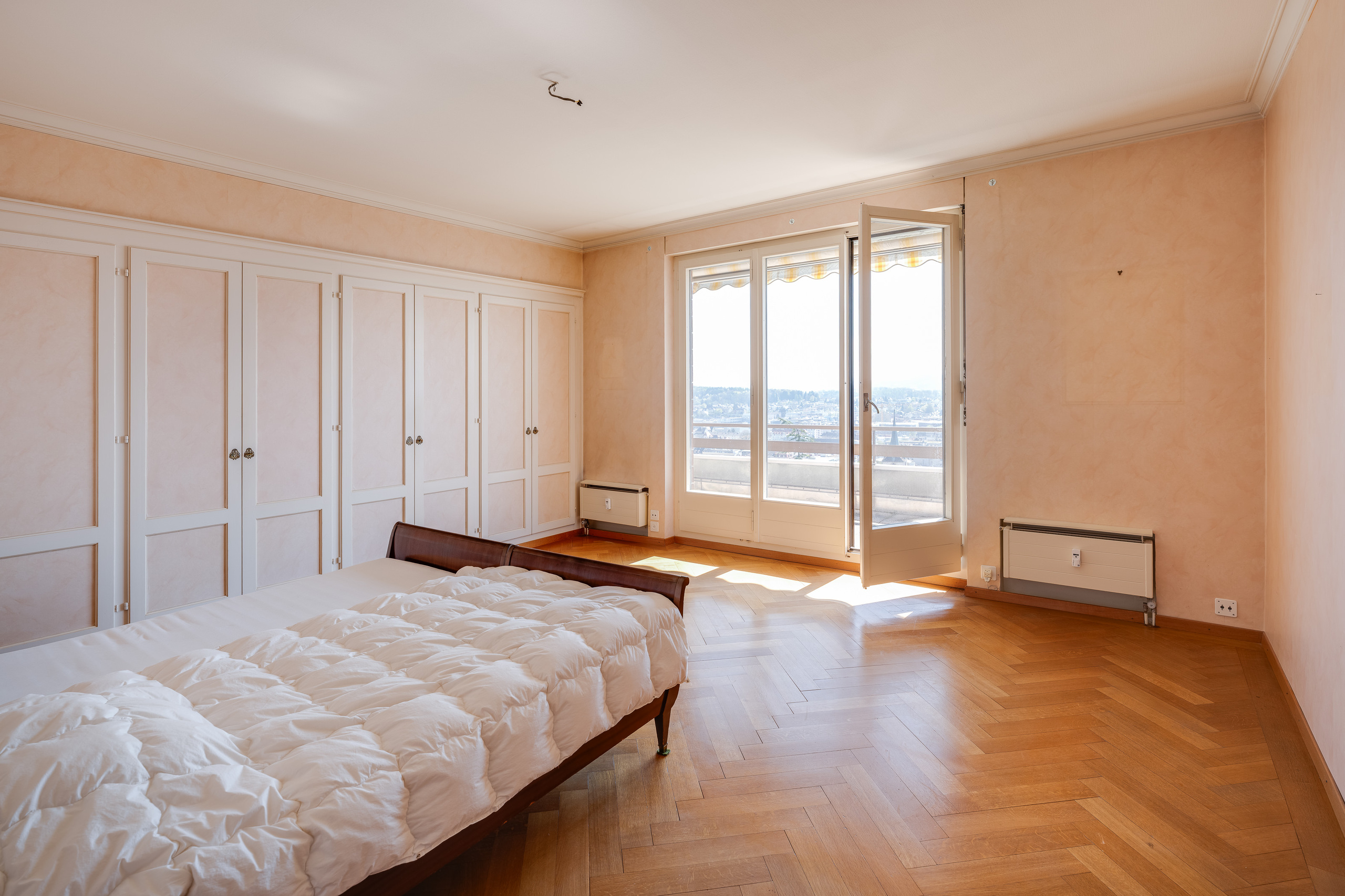CHAMBRE PARENTALE CENTRE SUD CHAMBRE PARENTALE CENTRE SUD