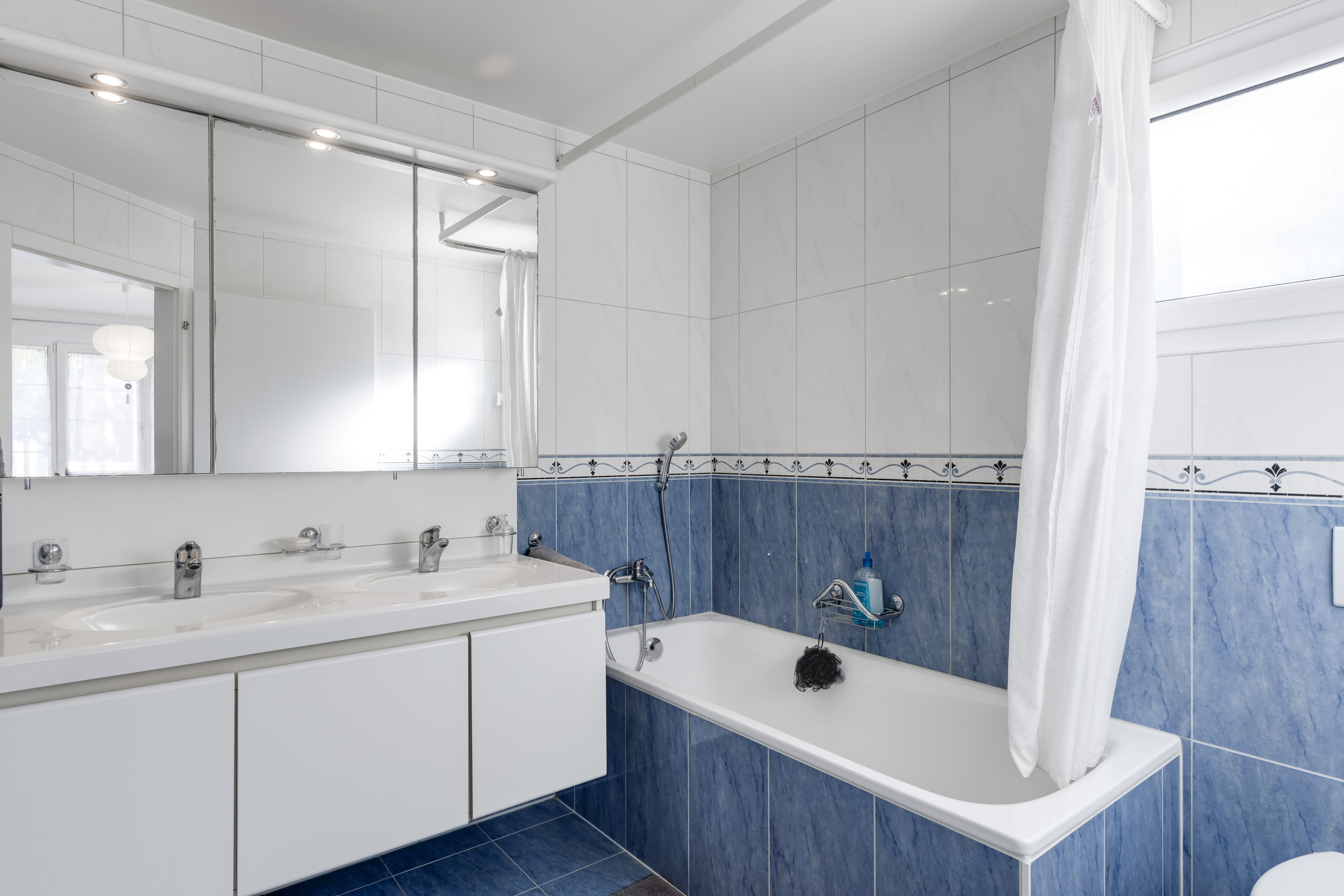 Salle de bains de la suite parentale