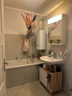 Picture 7