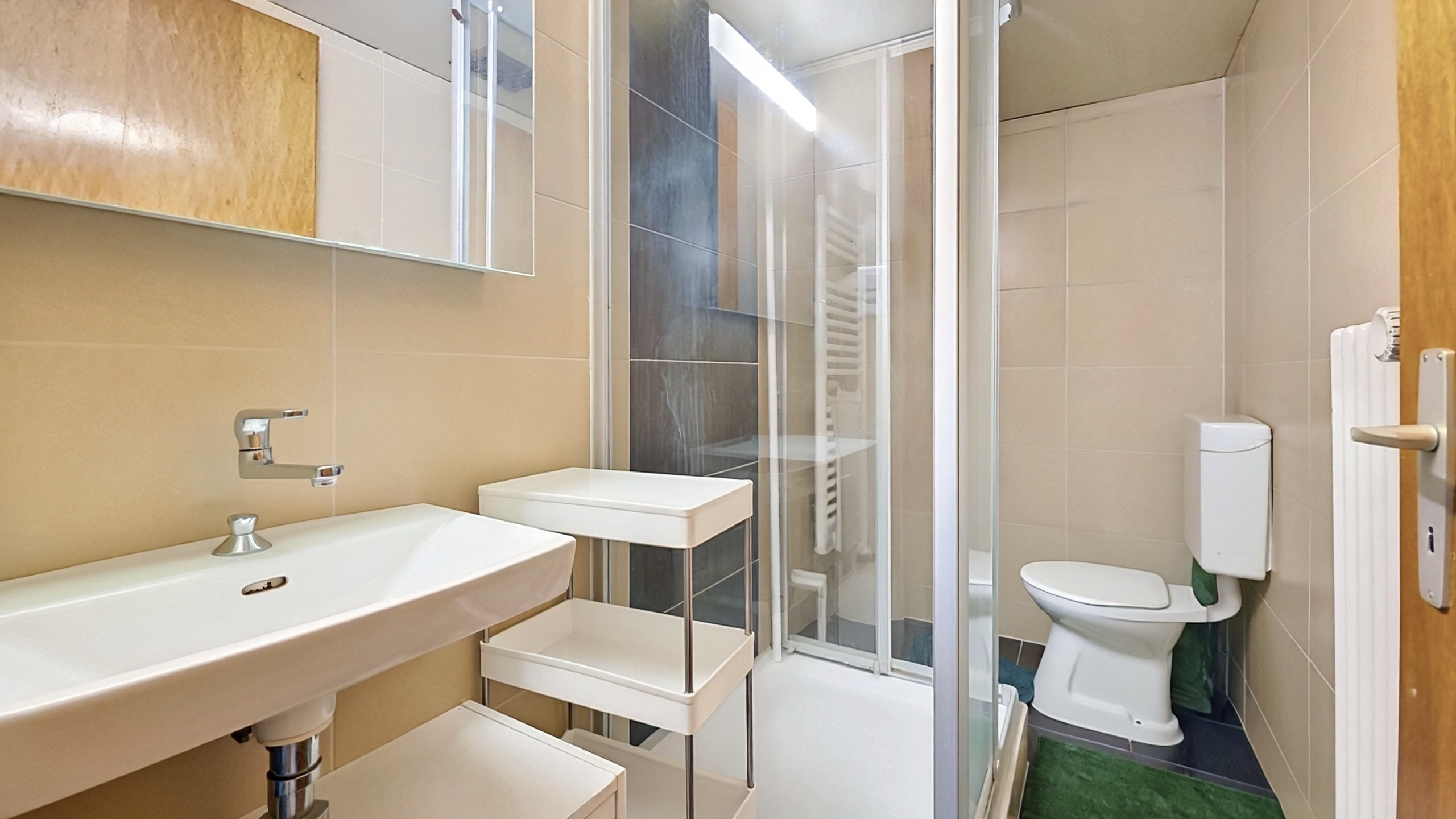 Salle de bain - 1er étage Salle de bain - 1er étage