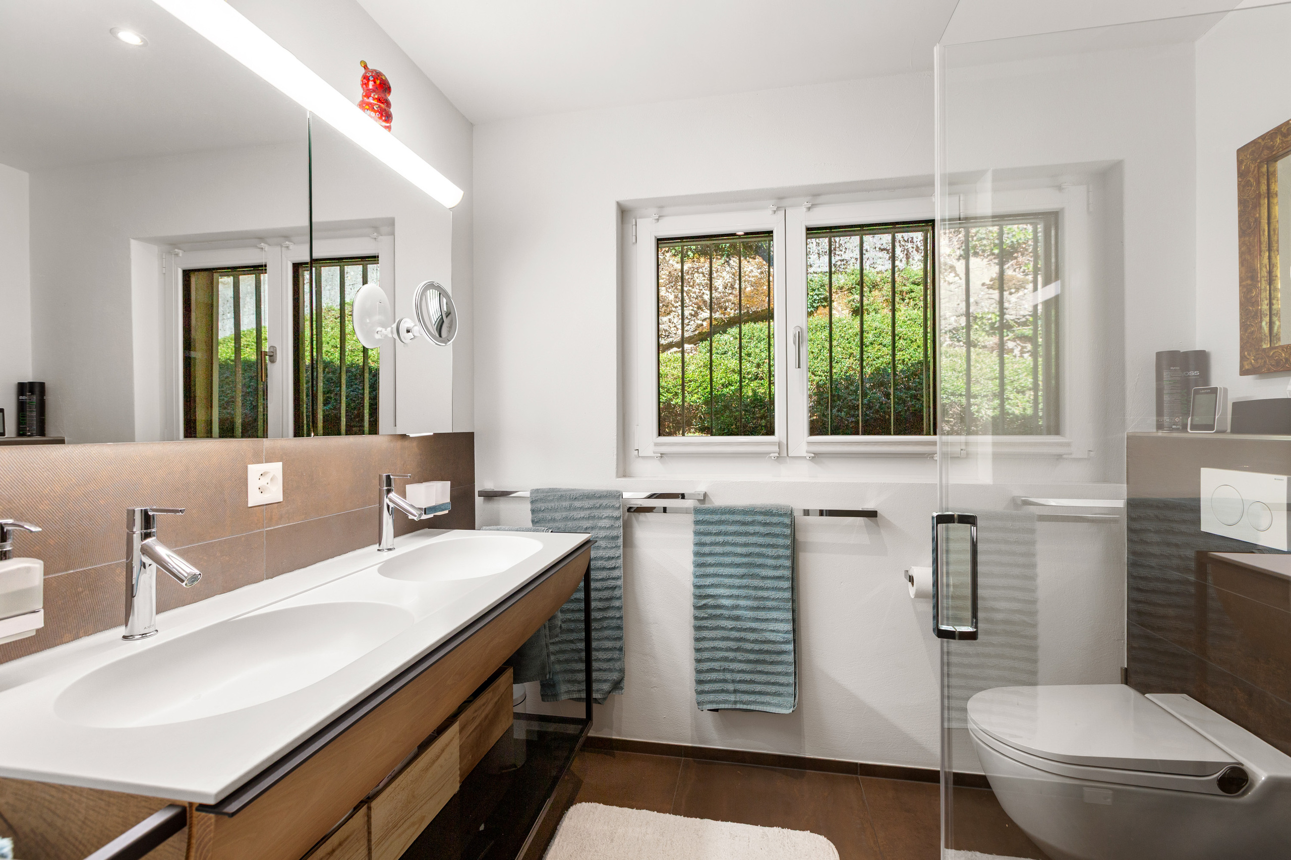 Interior view 4