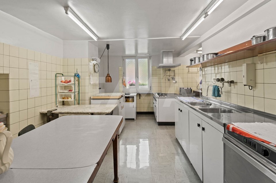 Picture 8