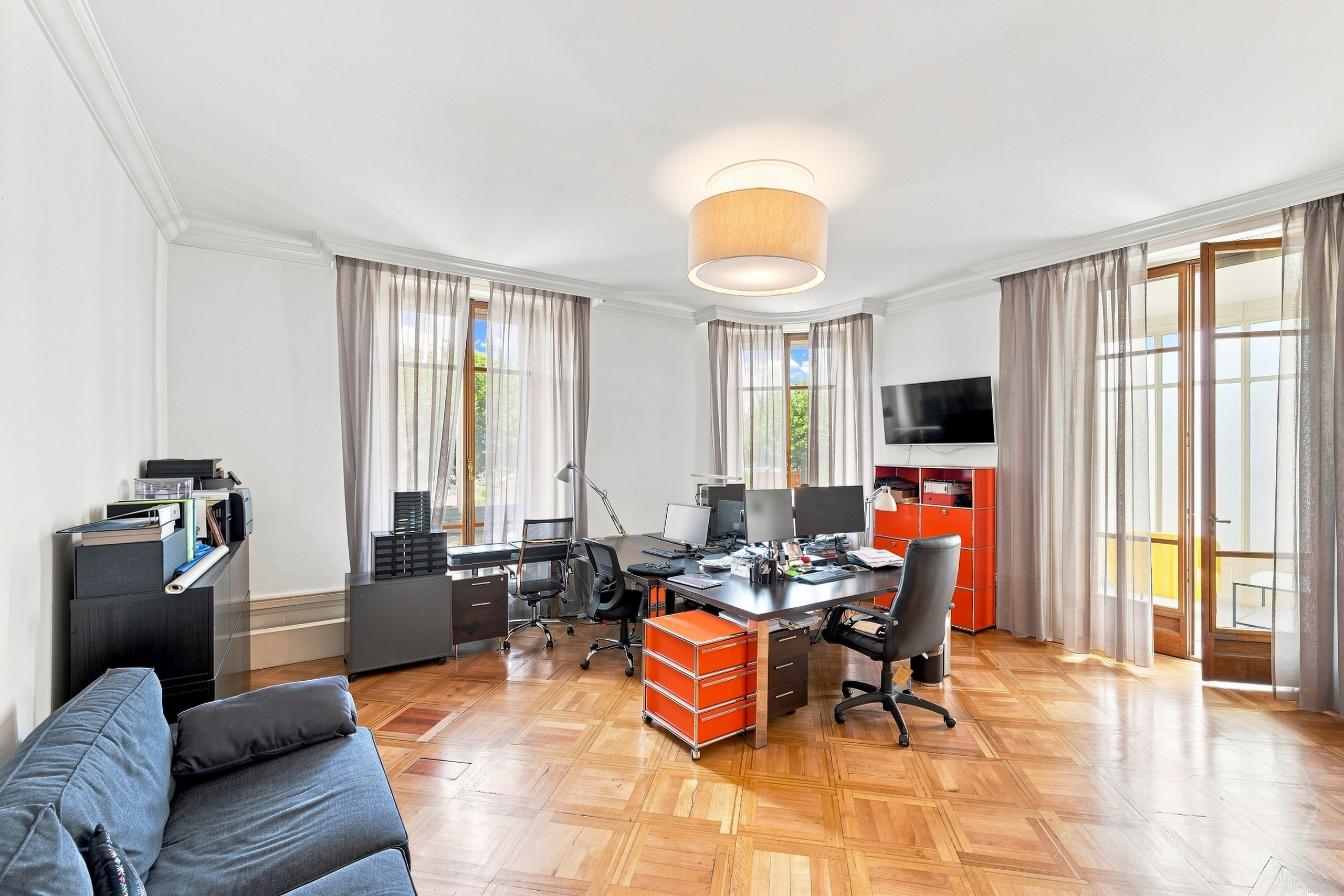 Interior view 7