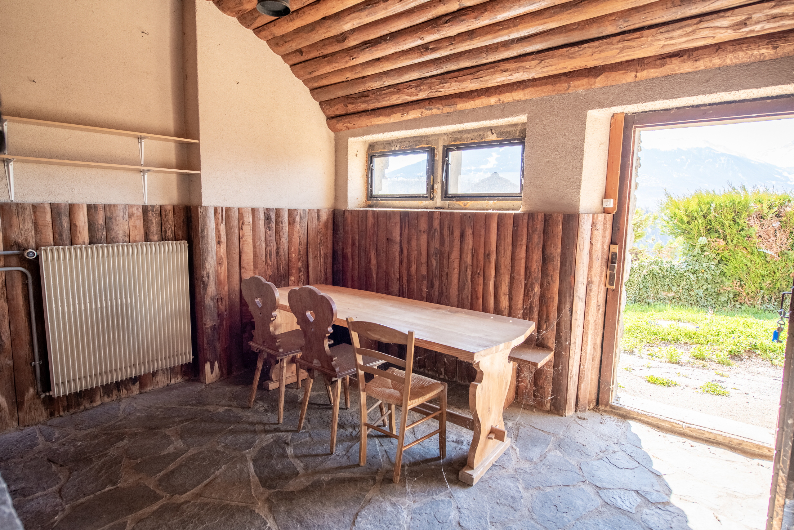 Interior view 17