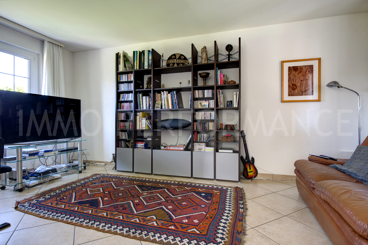 Bureau-bibliothèque