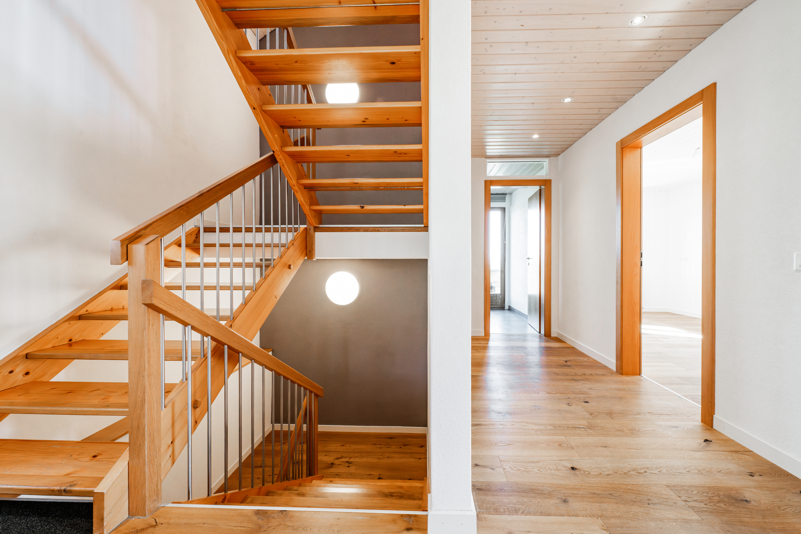 Hall rez