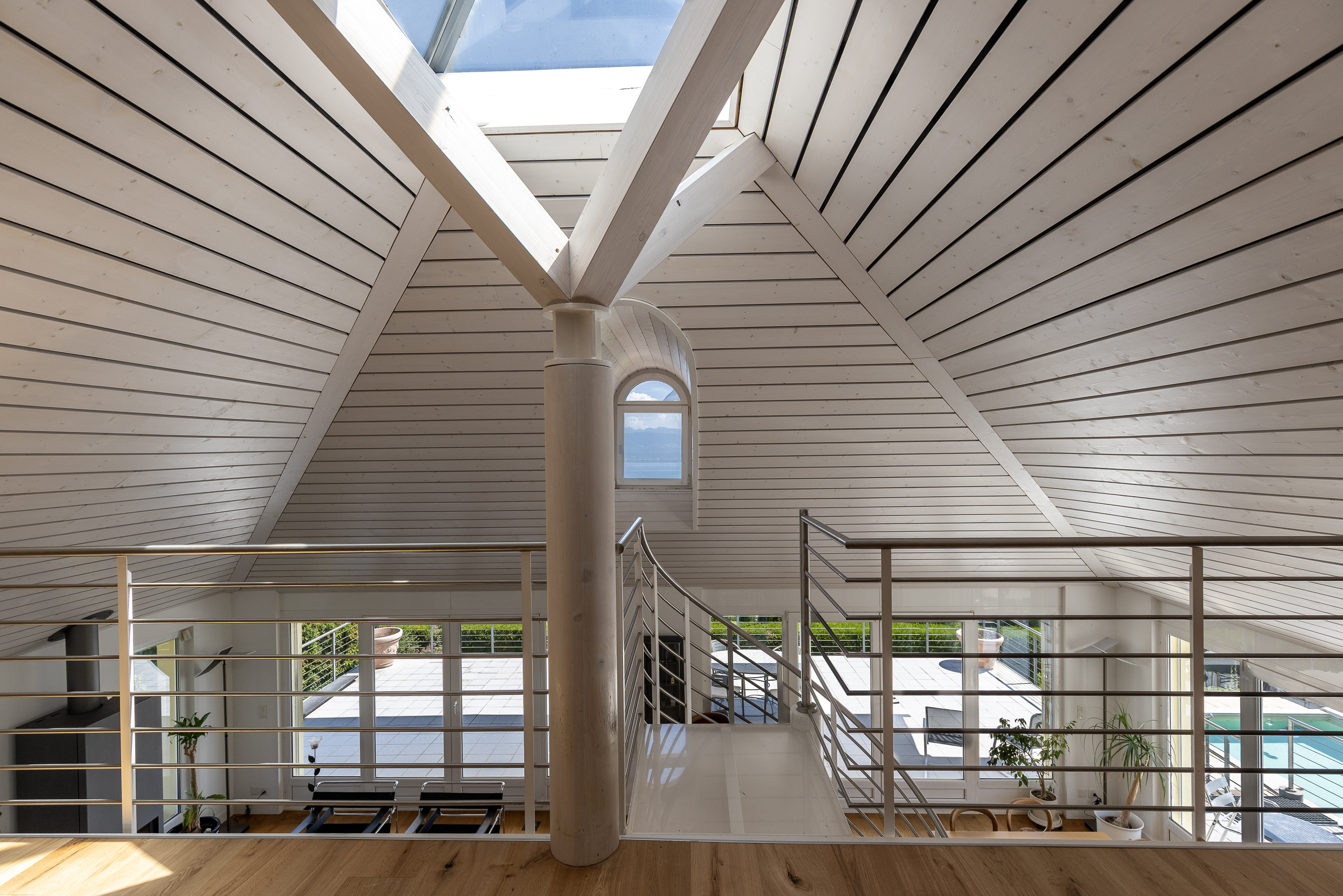 Interior view 8