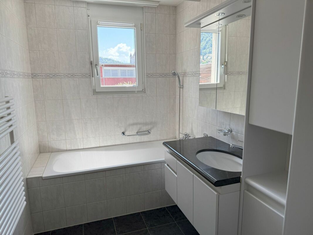 Picture 12