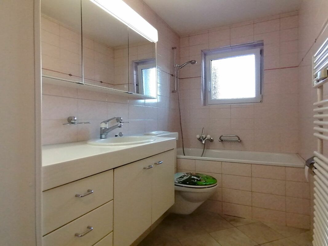 Picture 7