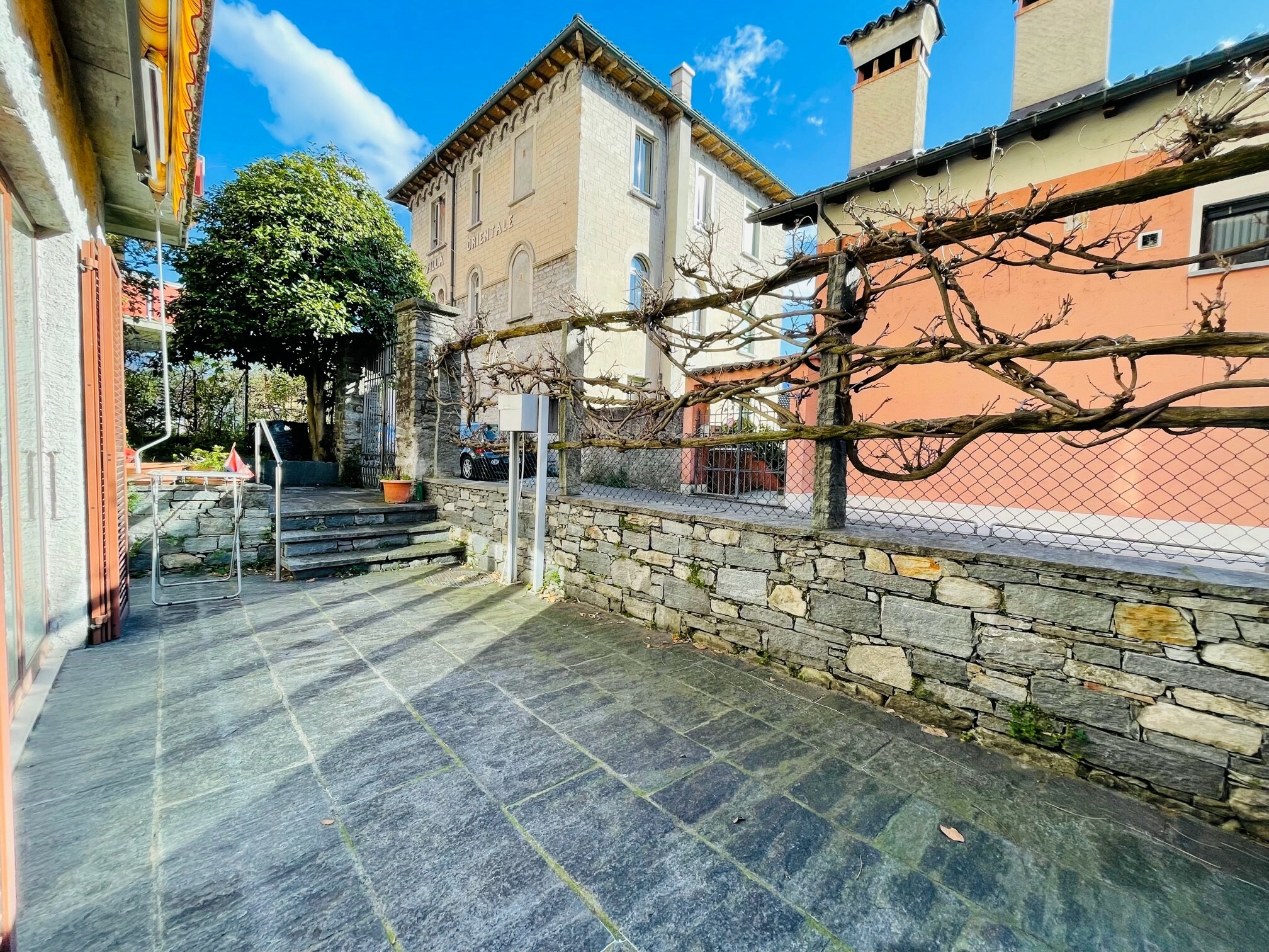 Terrasse Wohnung EG Eck-Einfamilienhaus Terrasse Wohnung EG Eck-Einfamilienhaus