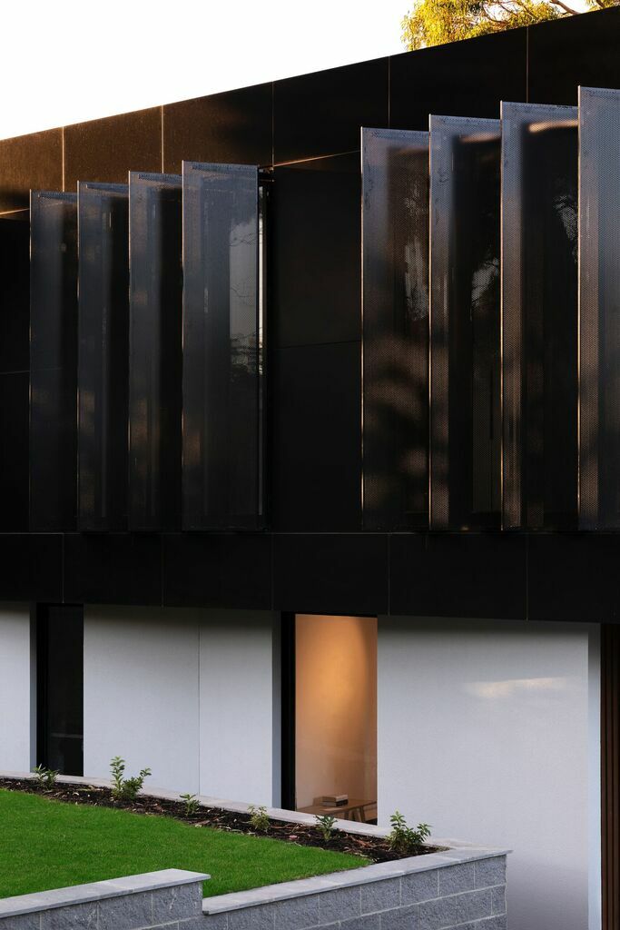 Exterior view 5
