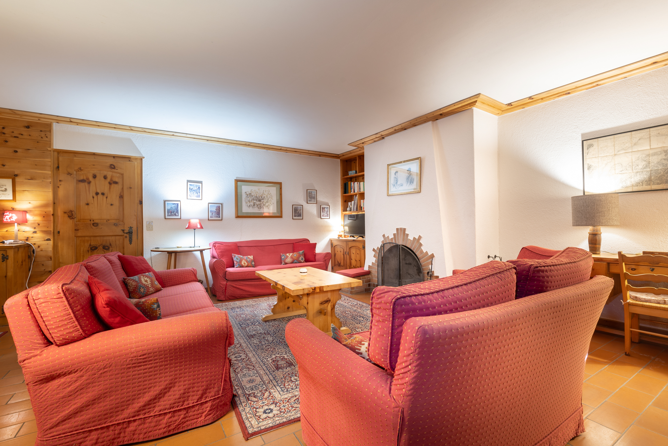 Interior view 1