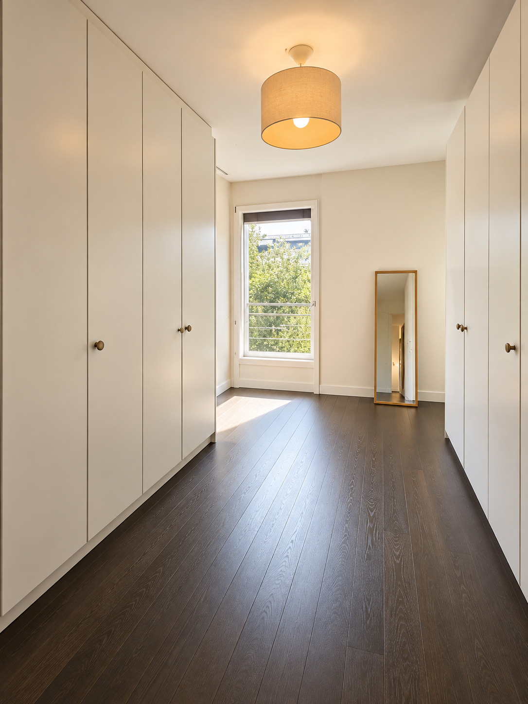 Interior view 6