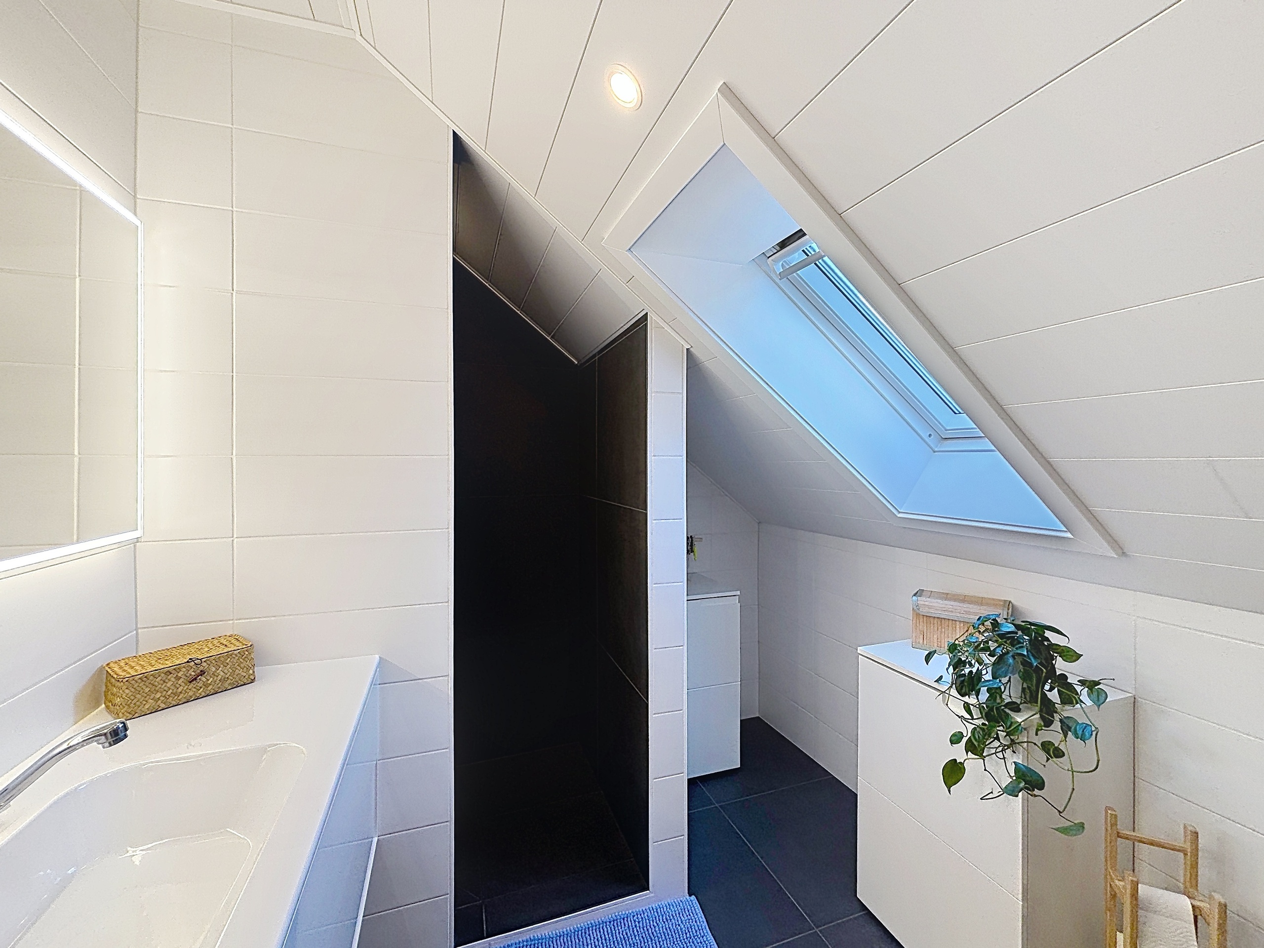 Salle d'eau du 1er étage 