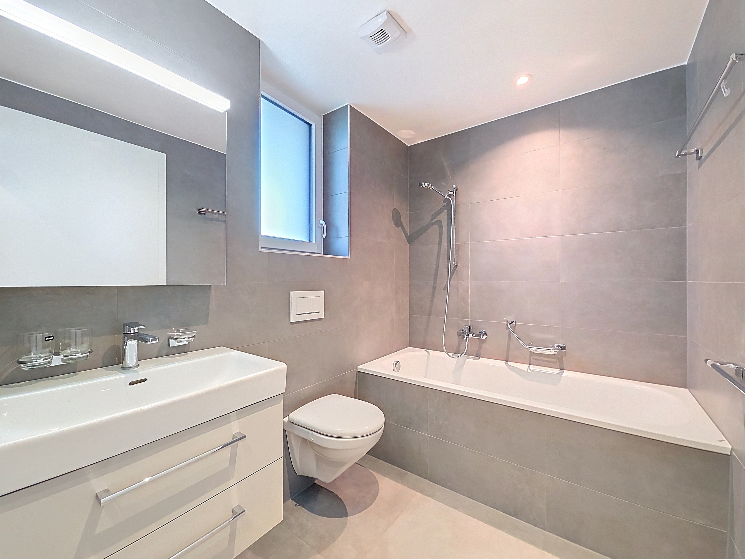 Salle de bains/douches suite parentale Salle de bains/douches suite parentale