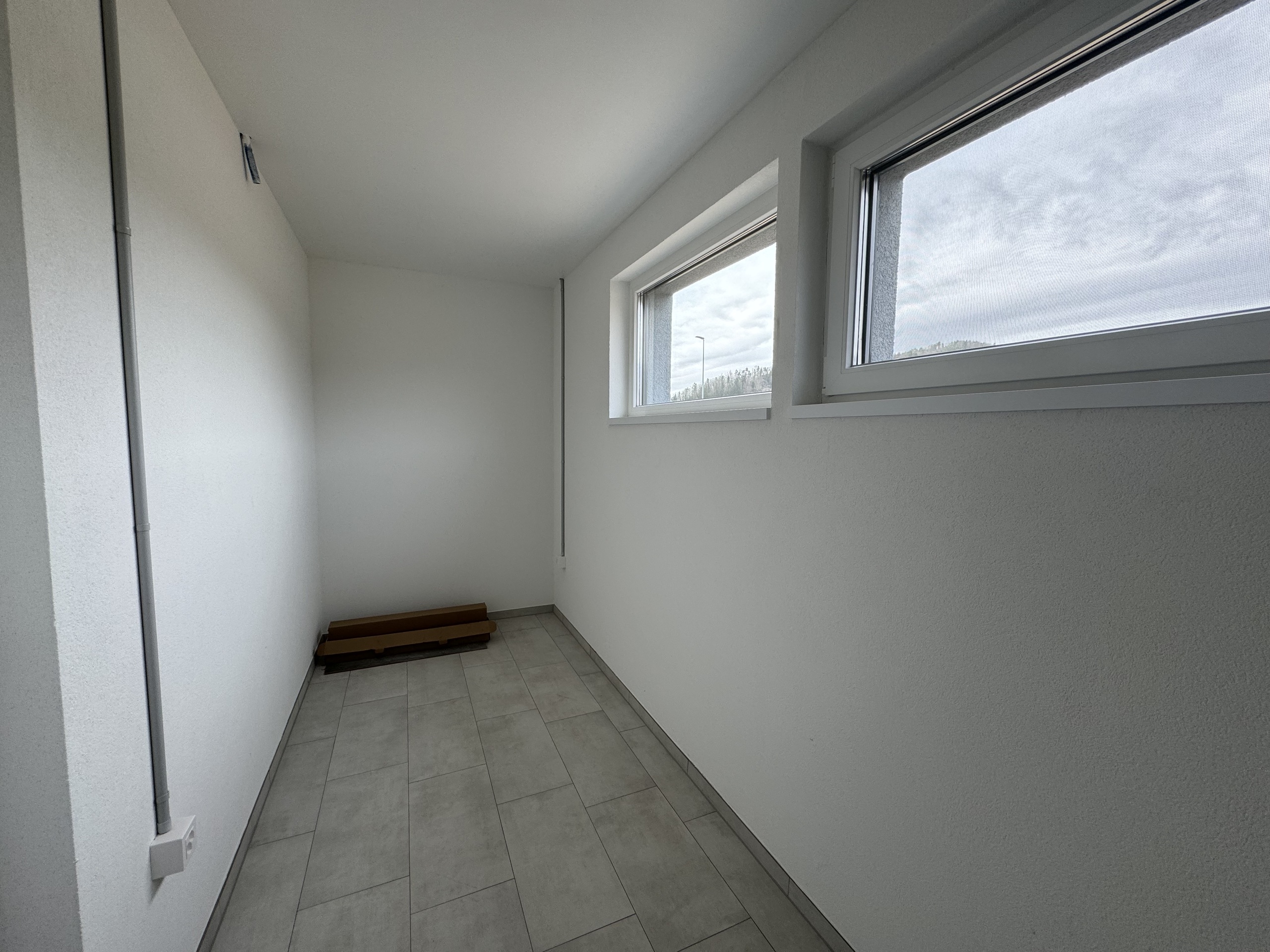 Cave - Extérieur Cave - Extérieur