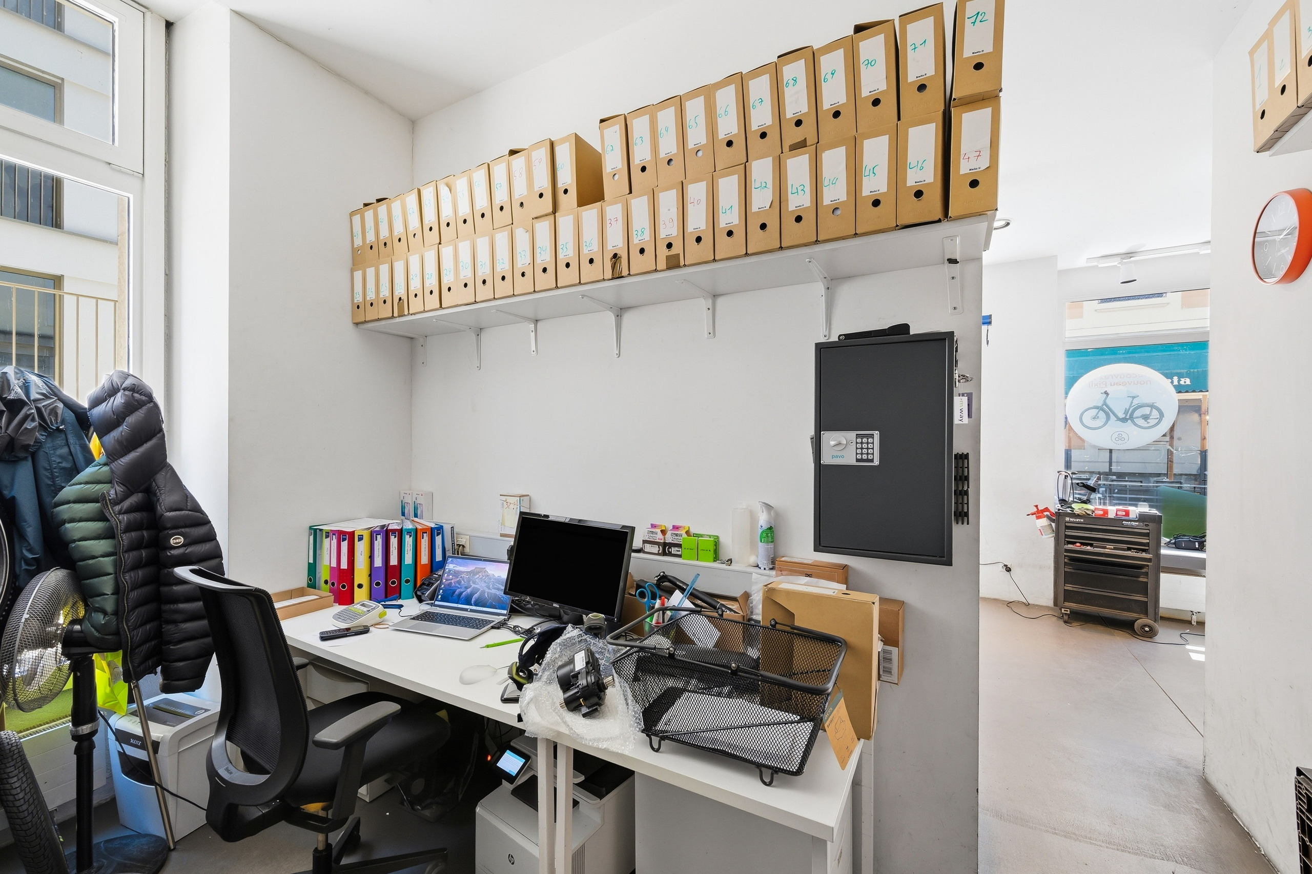 Interior view 7