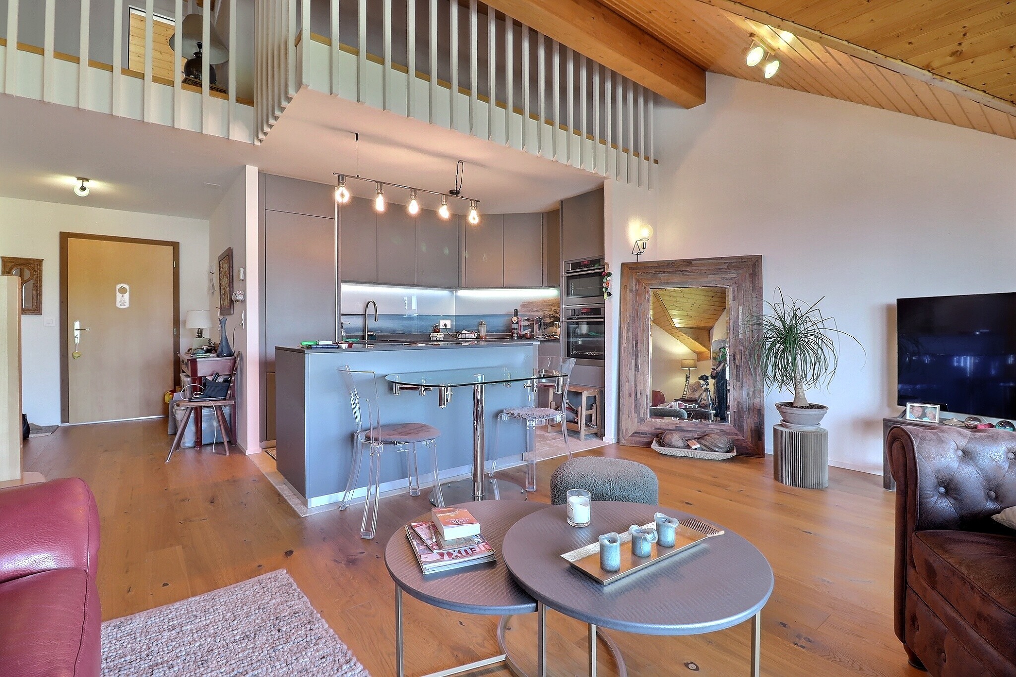 Interior view 1