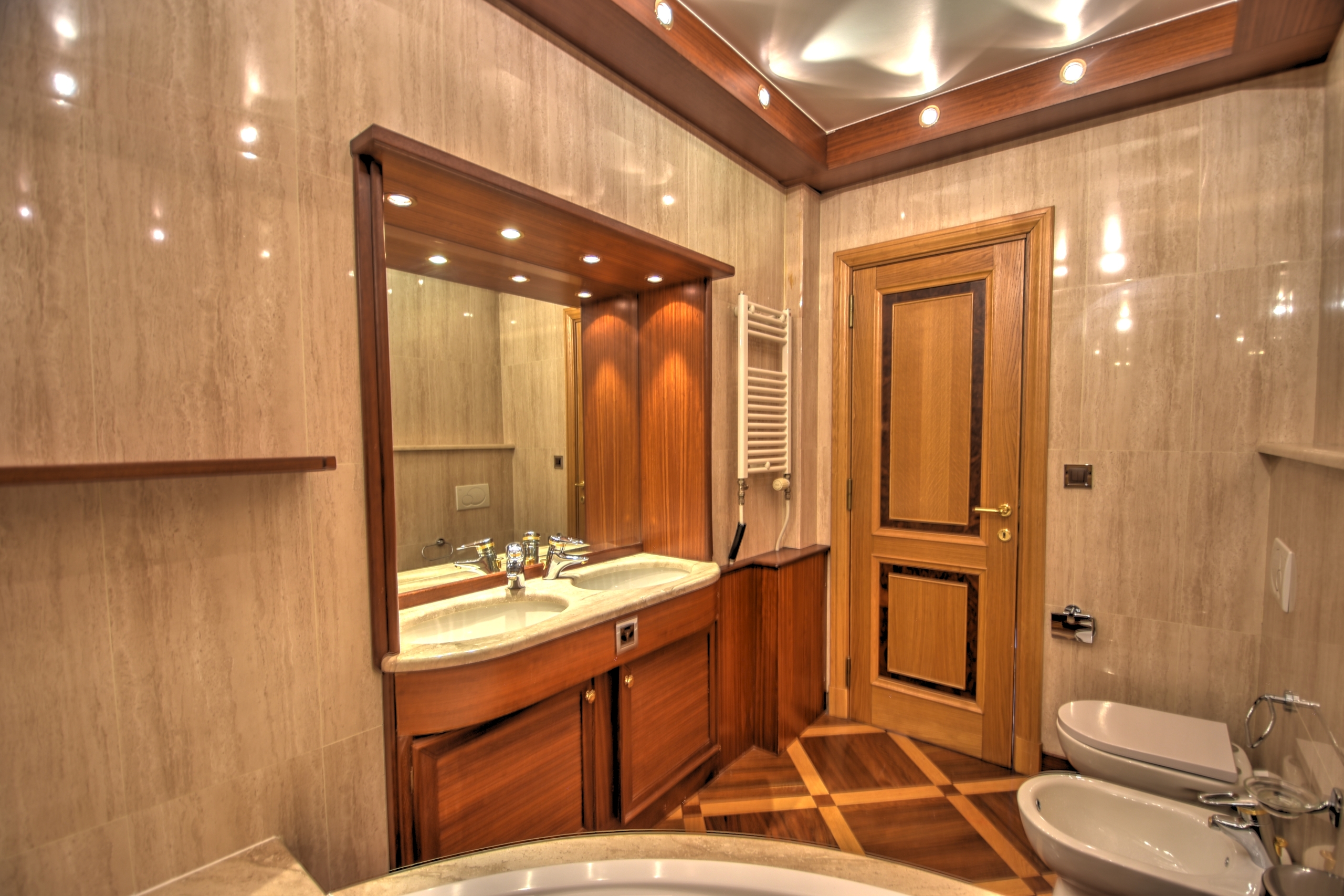 Interior view 3