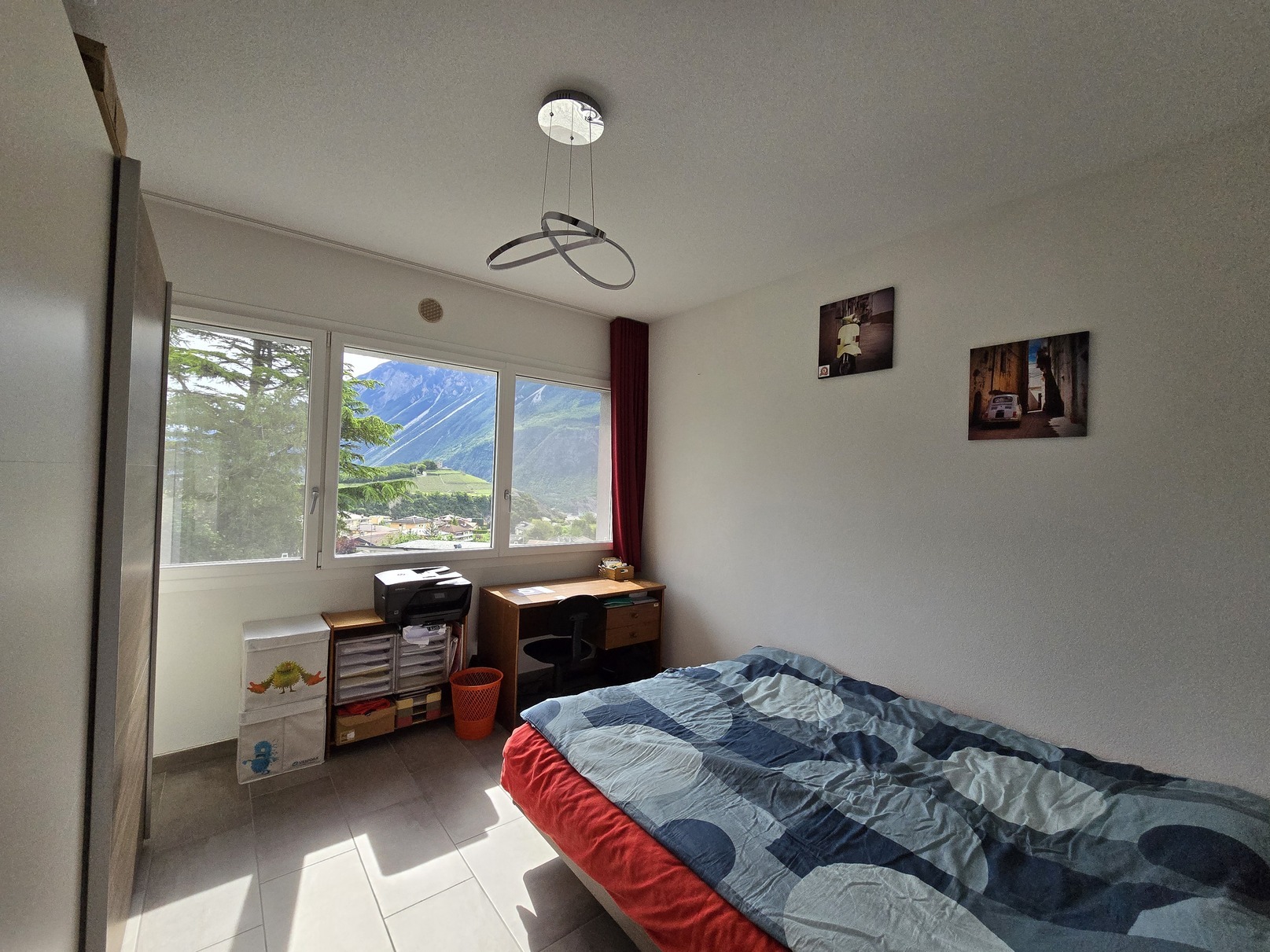 Photo 12
