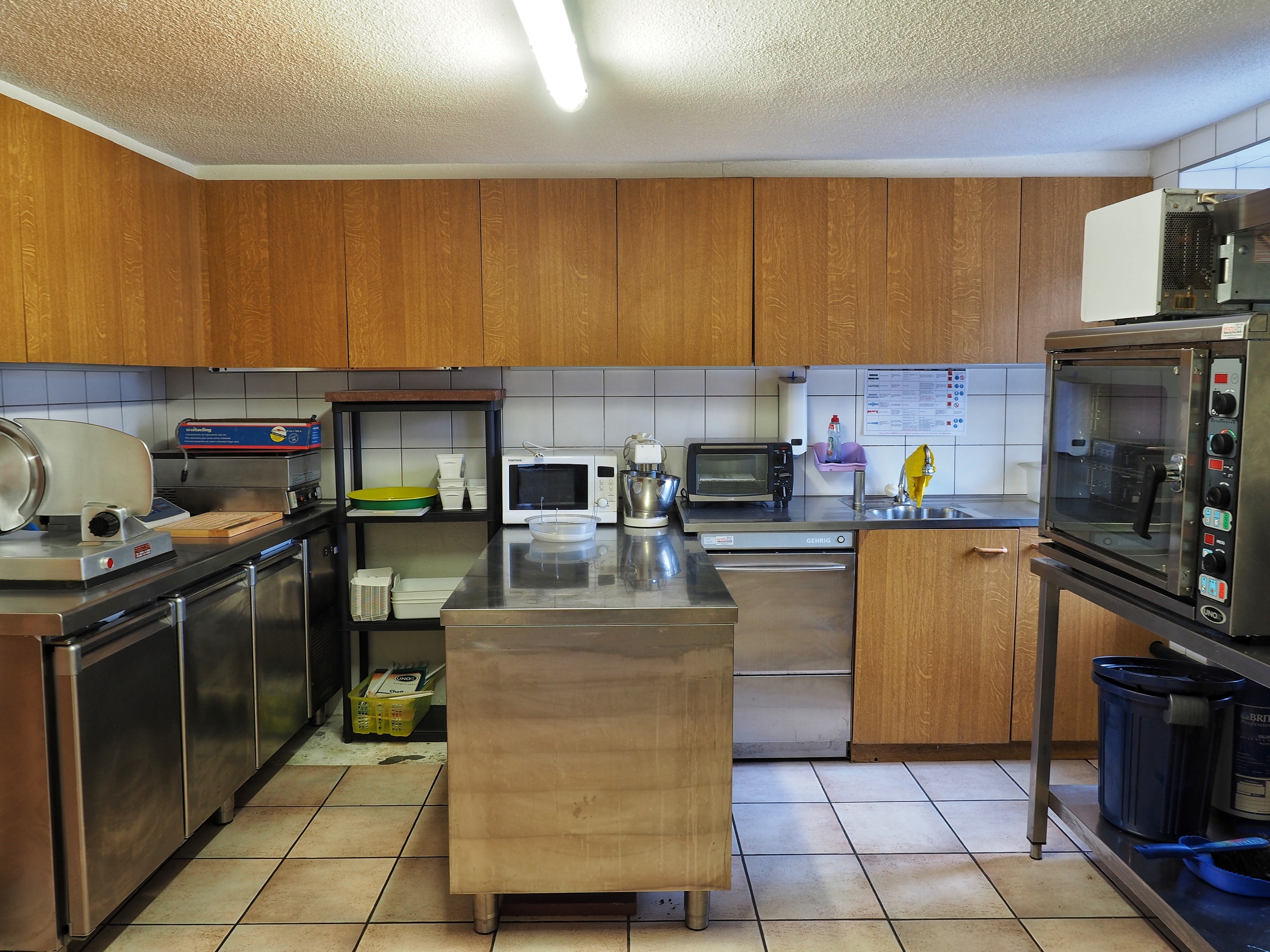 Interior view 9