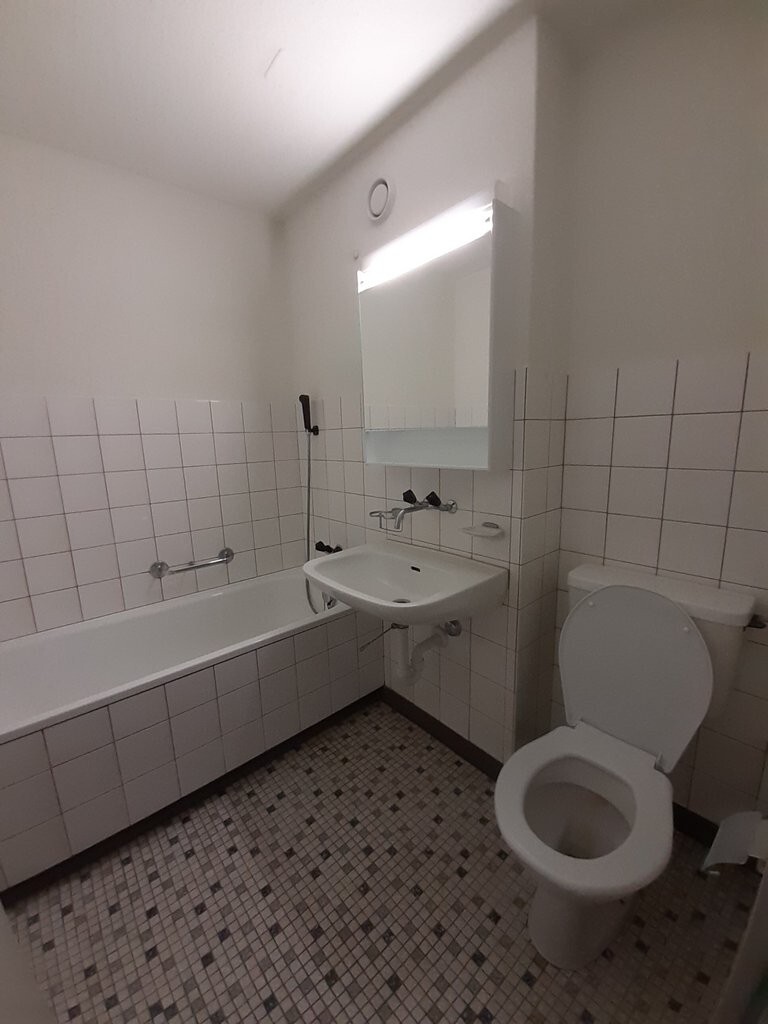 Picture 5