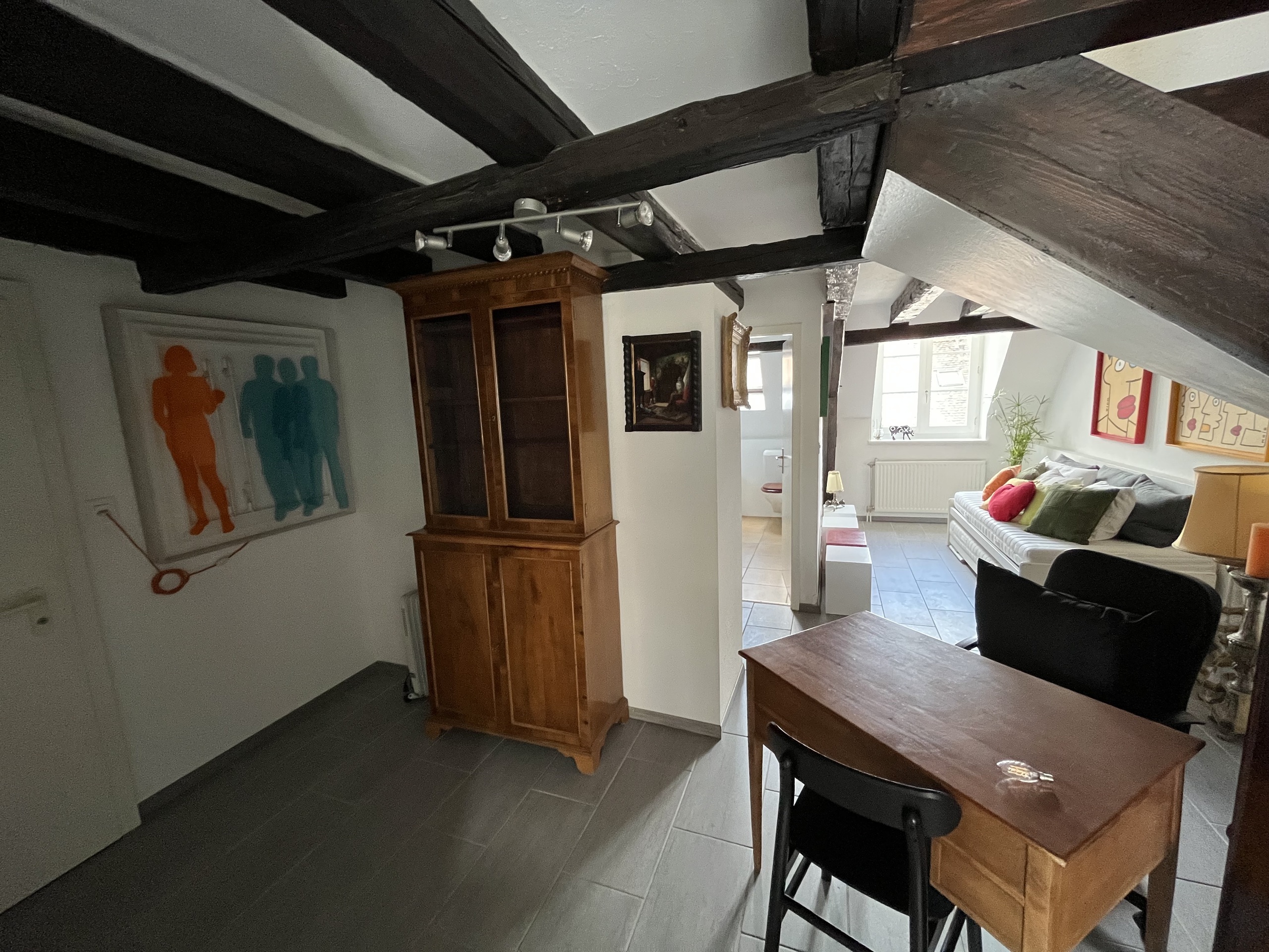 Photo 8
