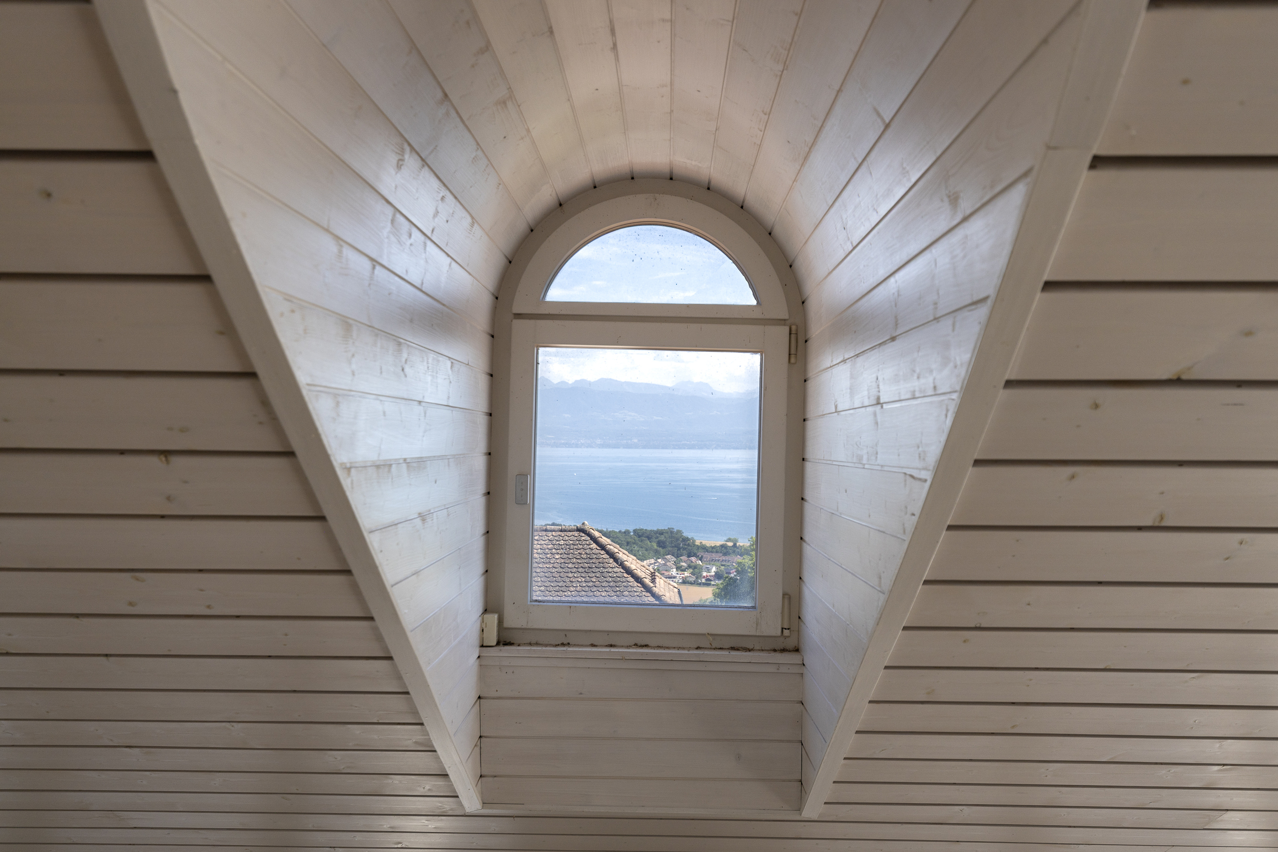 Interior view 9