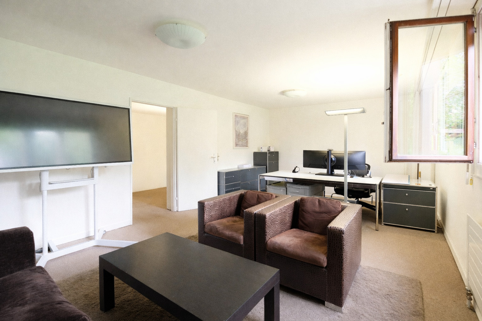 Büro 1 Büro 1
