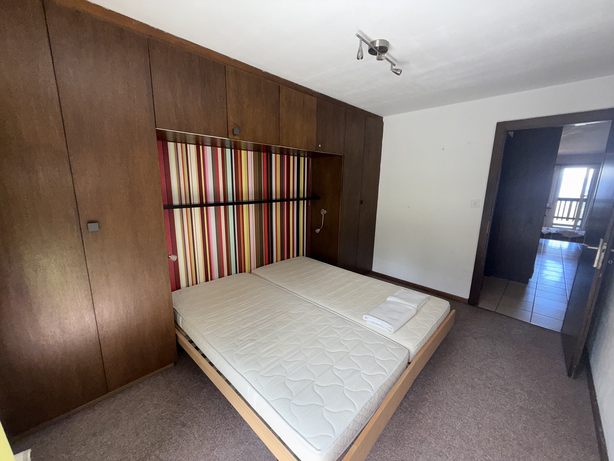Interior view 3