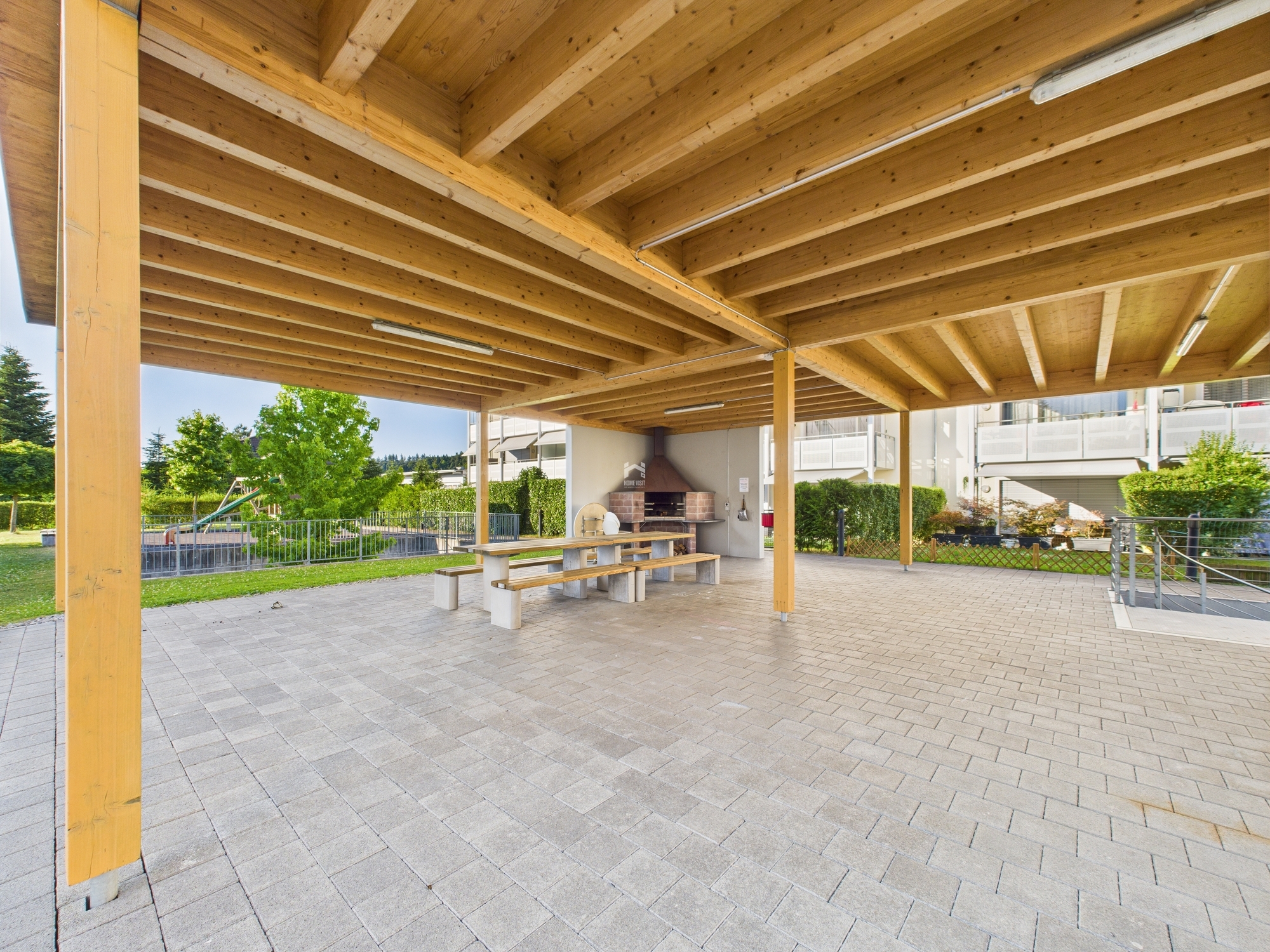 Gedeckter Grillplatz zur Allgemeinbenutzung