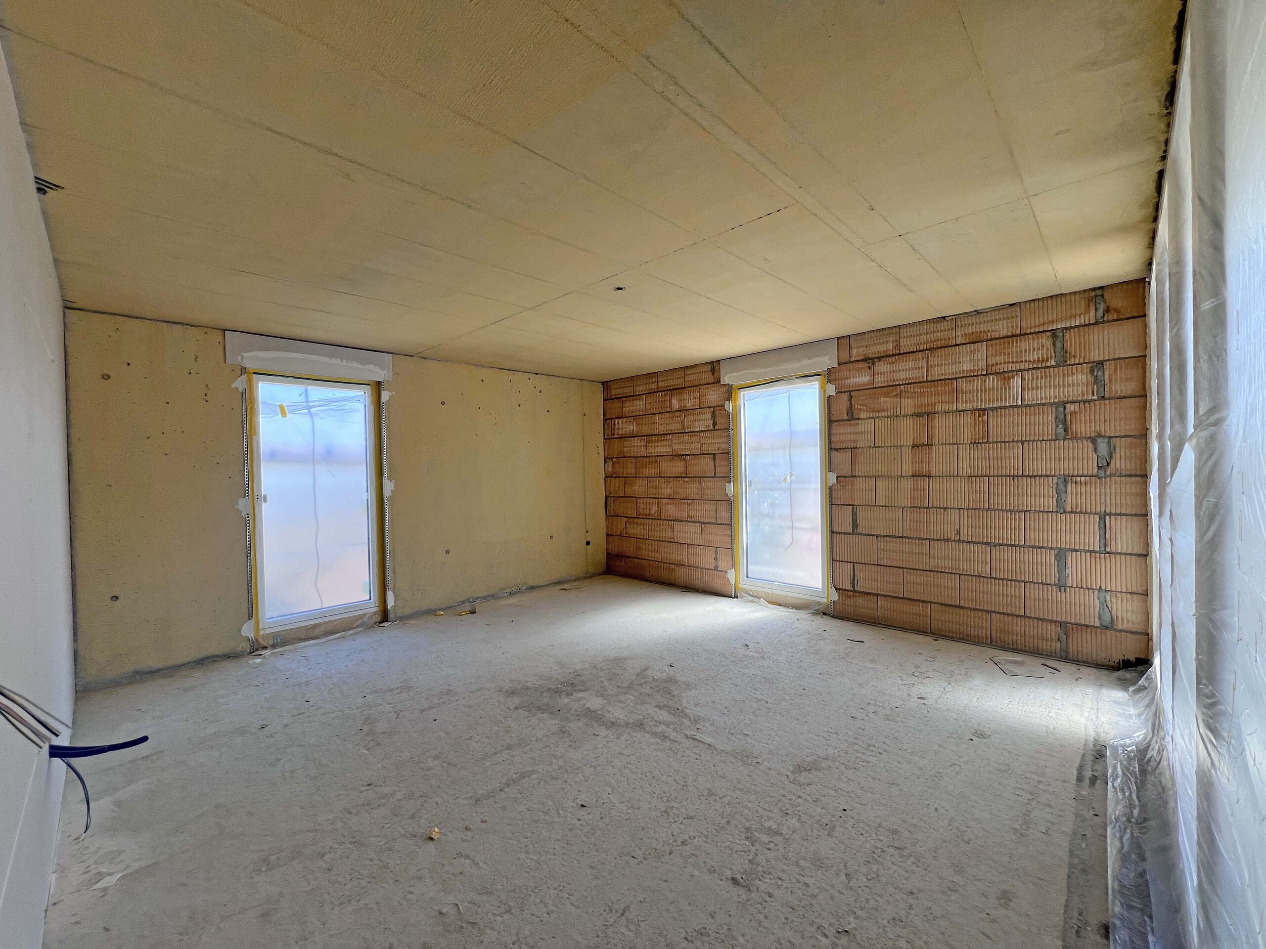 Lot 1/8 - Séjour