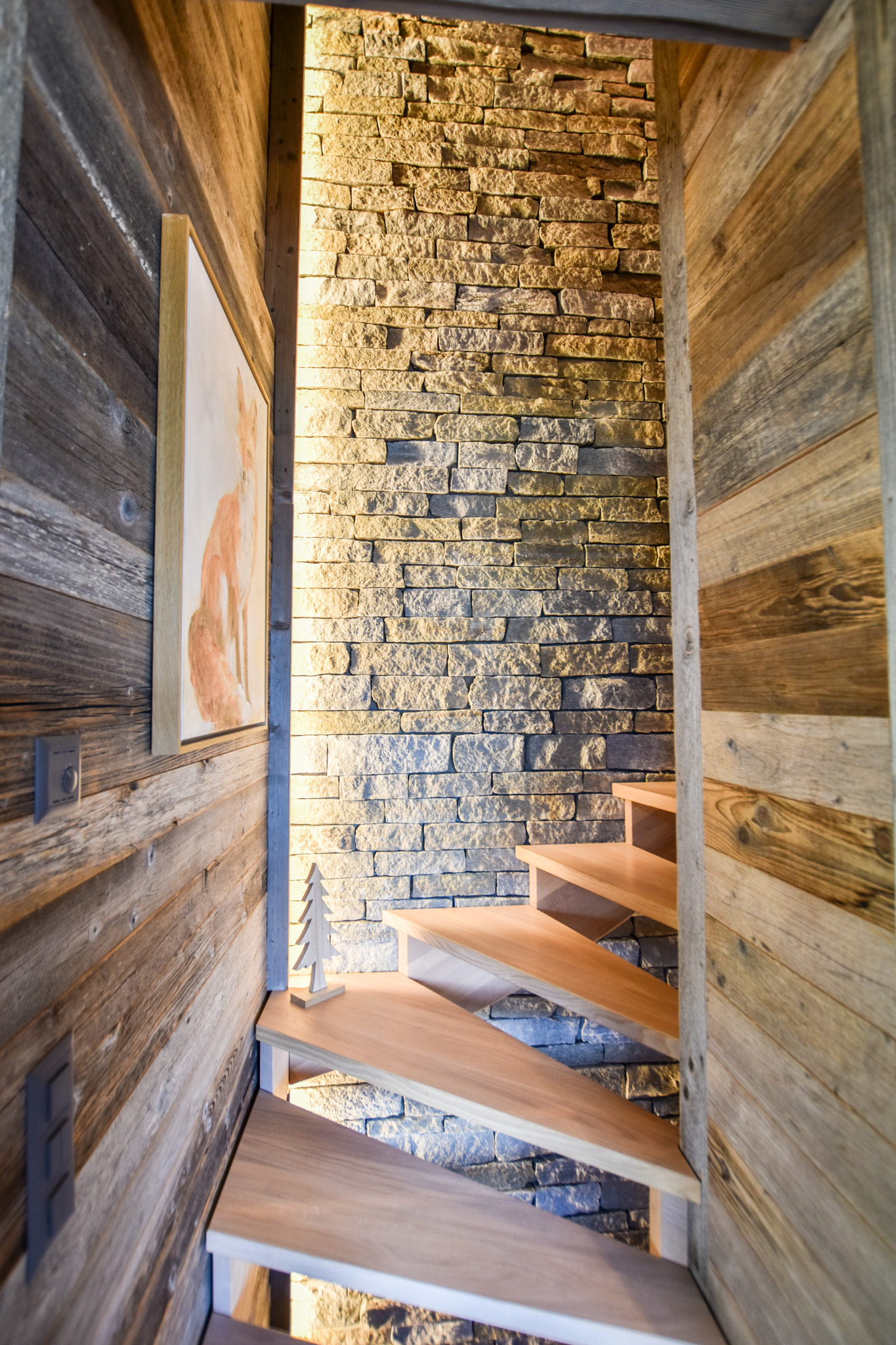 Interior view 16