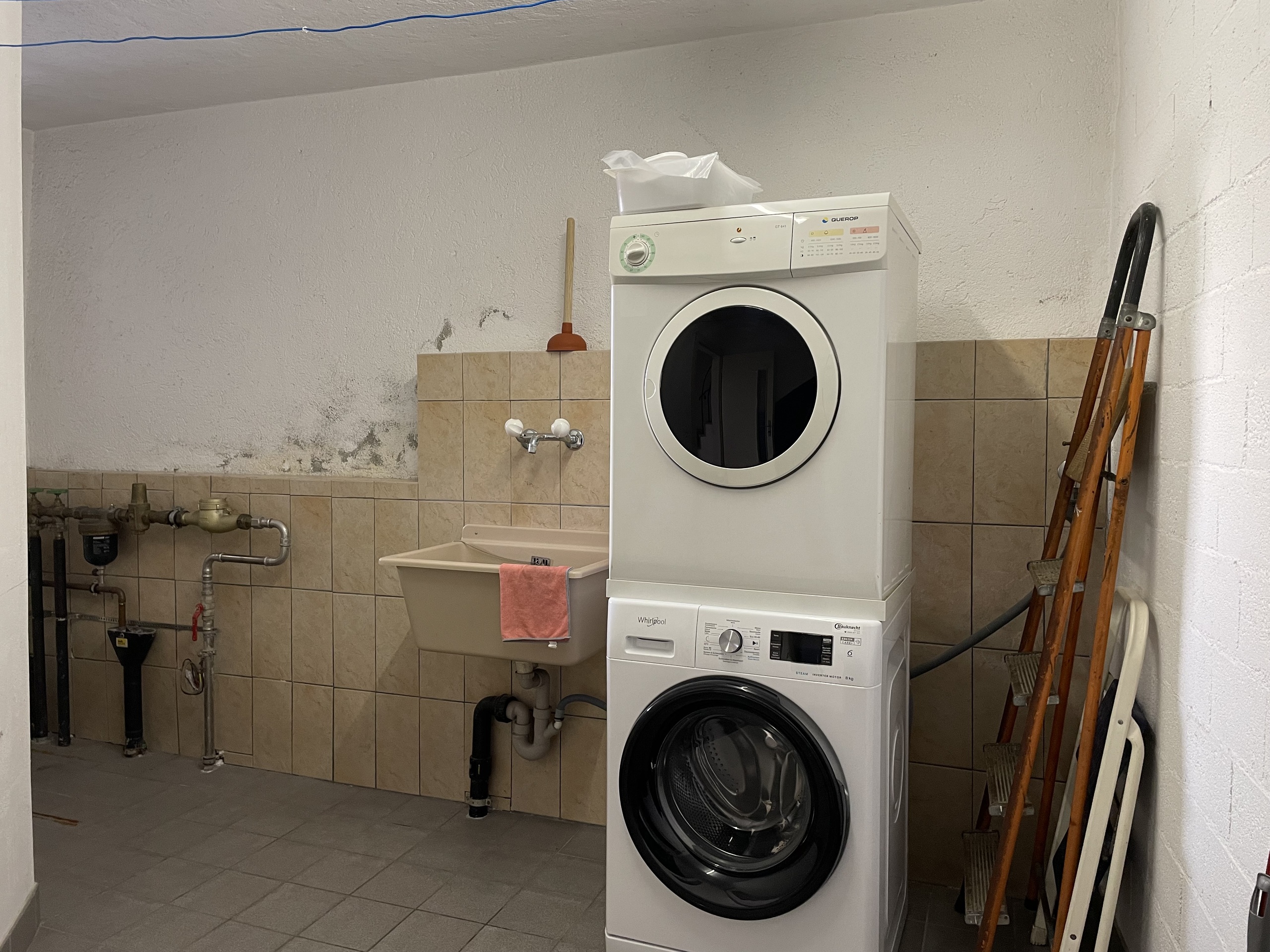 Lavanderia, al piano terreno Lavanderia, al piano terreno