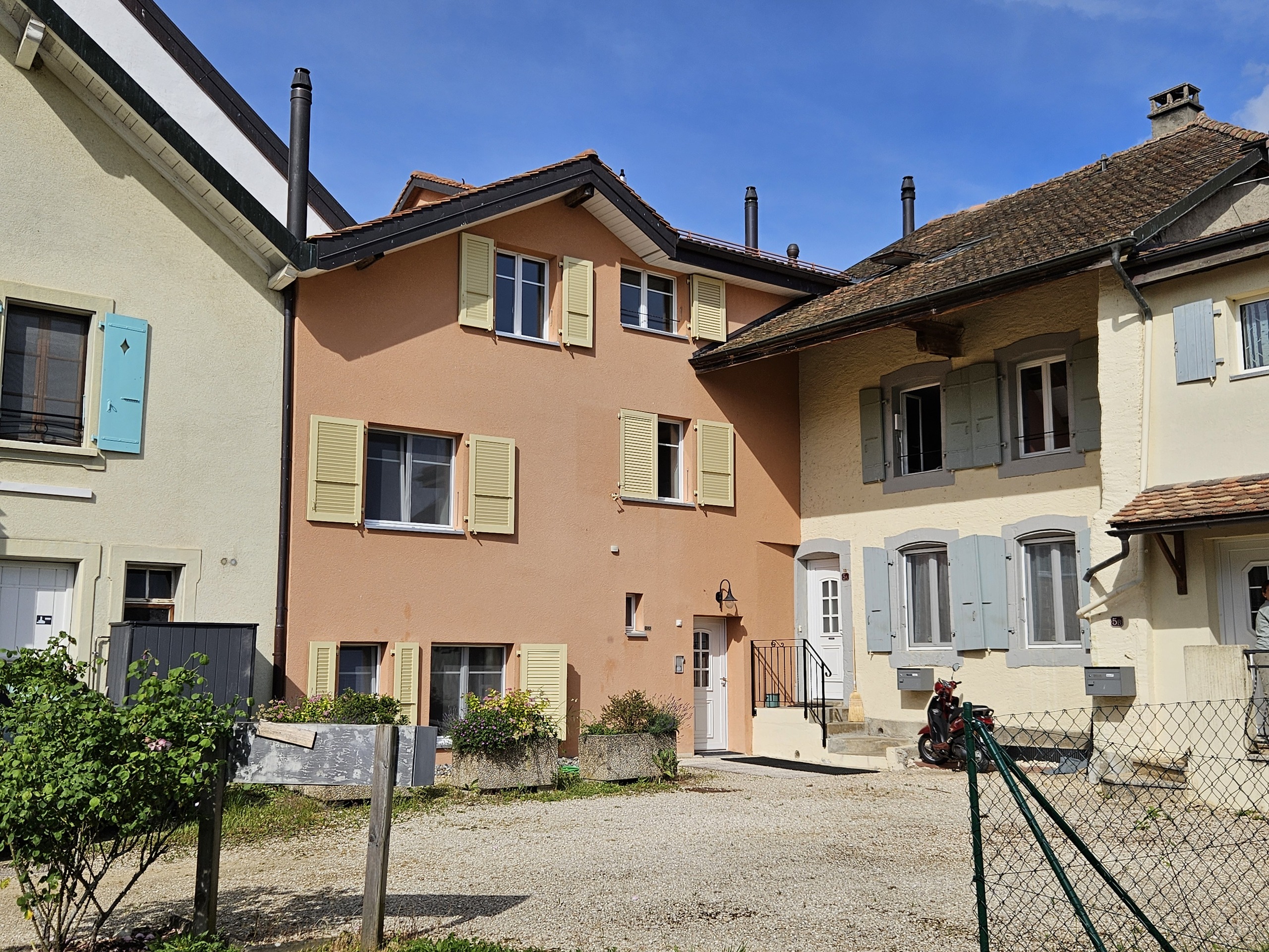 Firstview